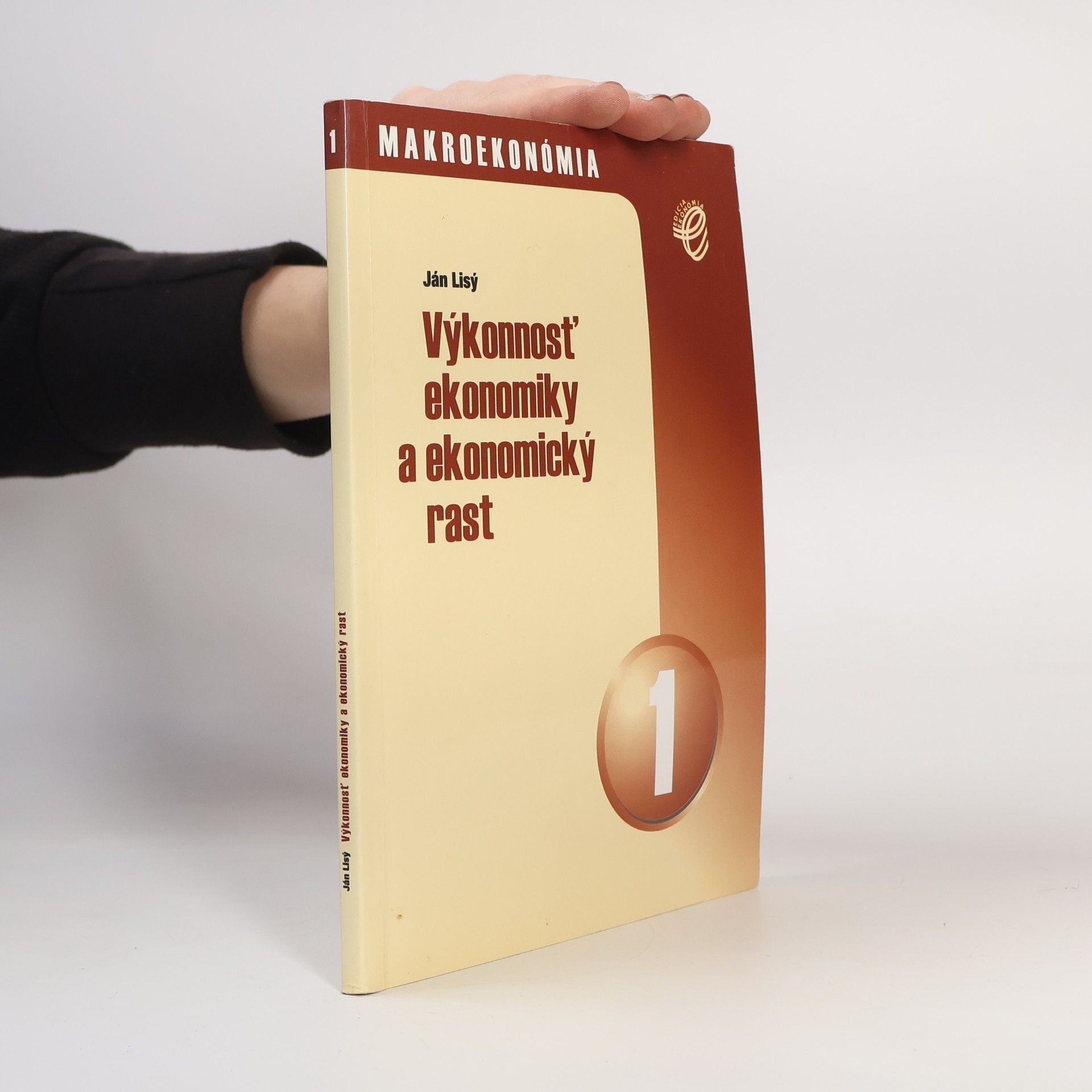 Výkonnosť ekonomiky a ekonomický rast