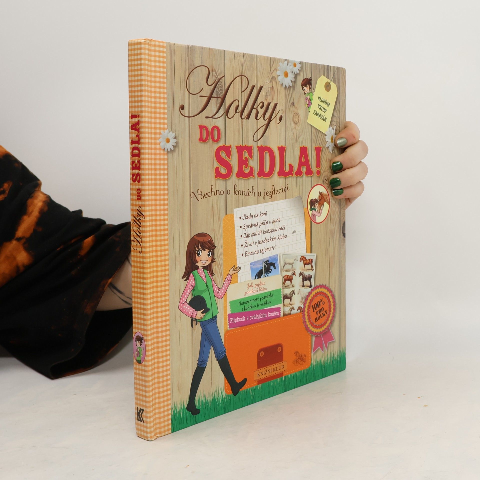 Cécile Miller Holky, do sedla!