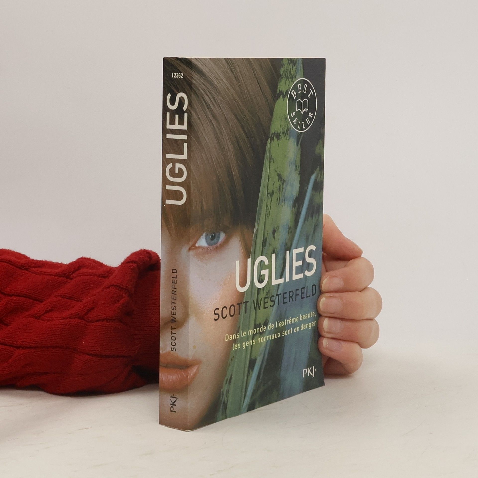 Scott Westerfeld Uglies