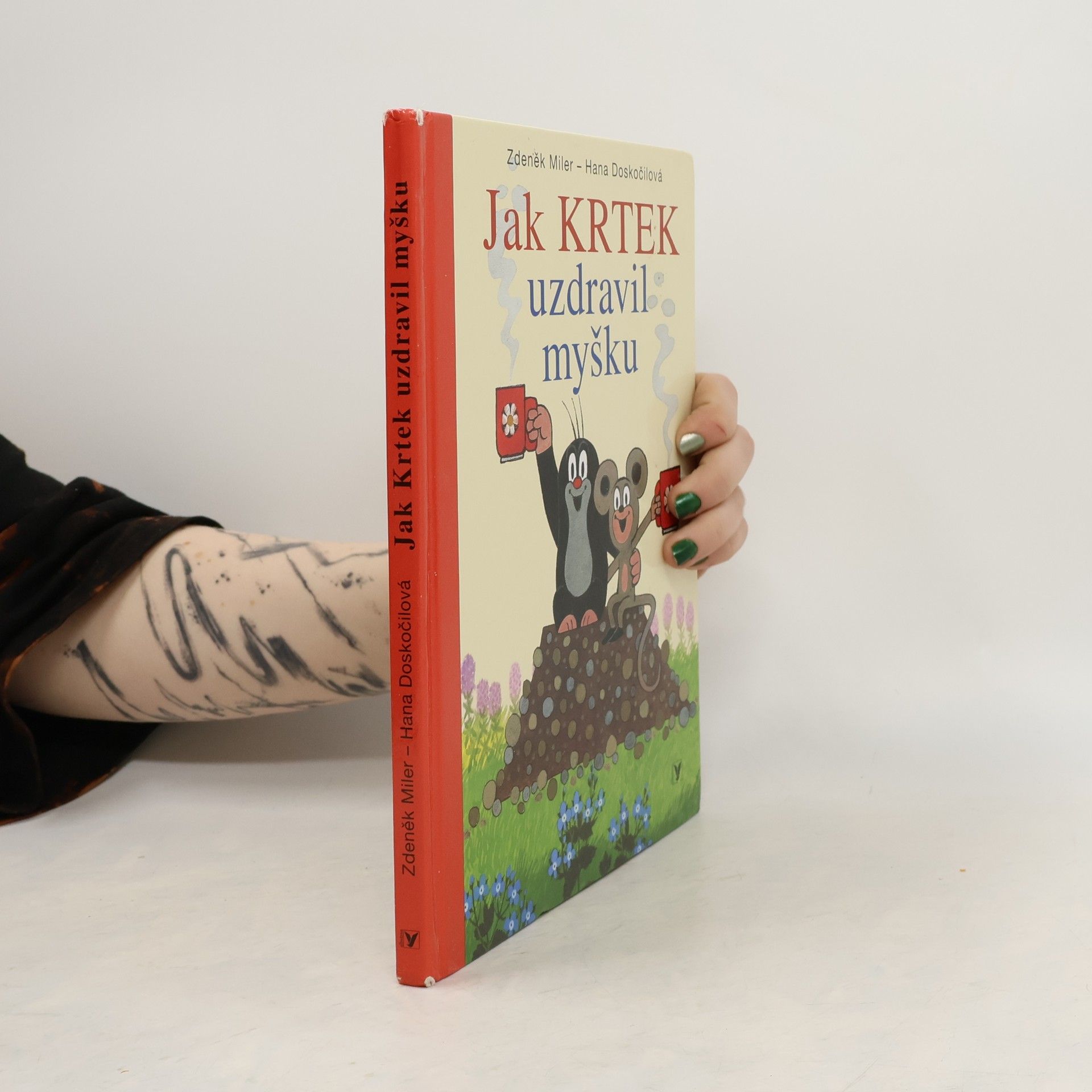 Zdeněk Miler Jak Krtek uzdravil myšku