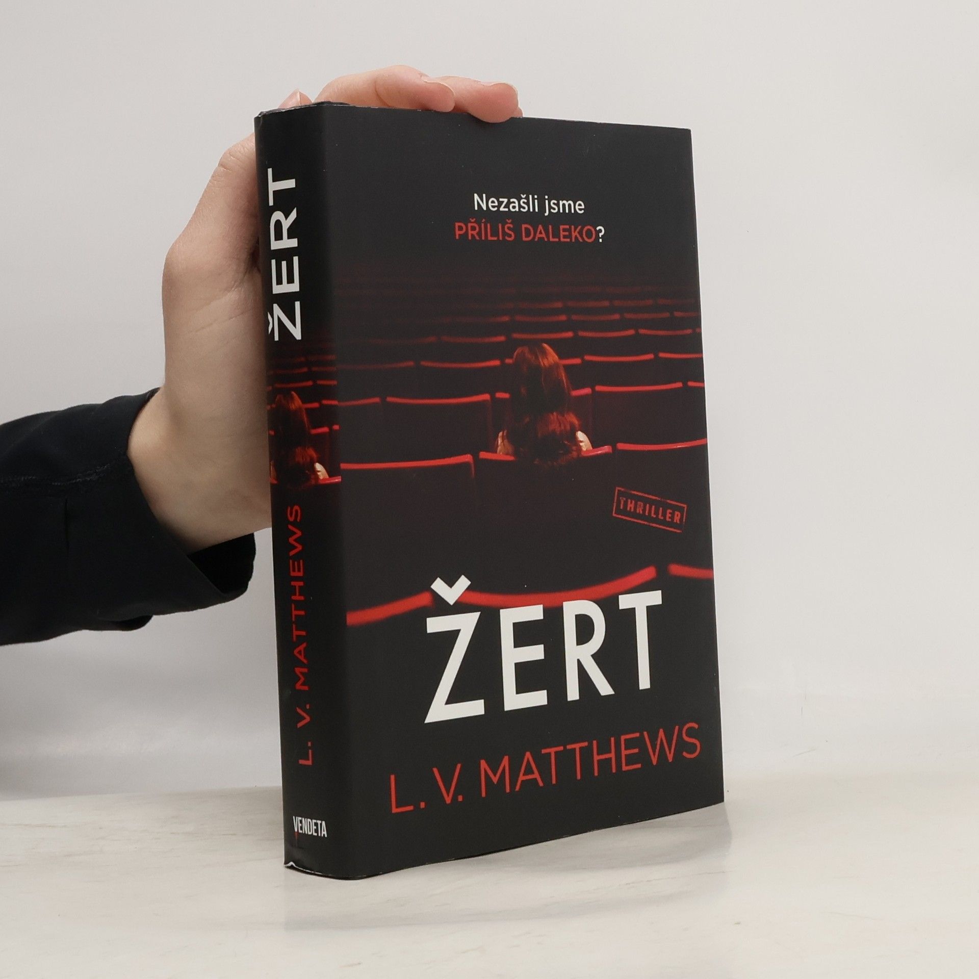 L. V. Matthews Žert