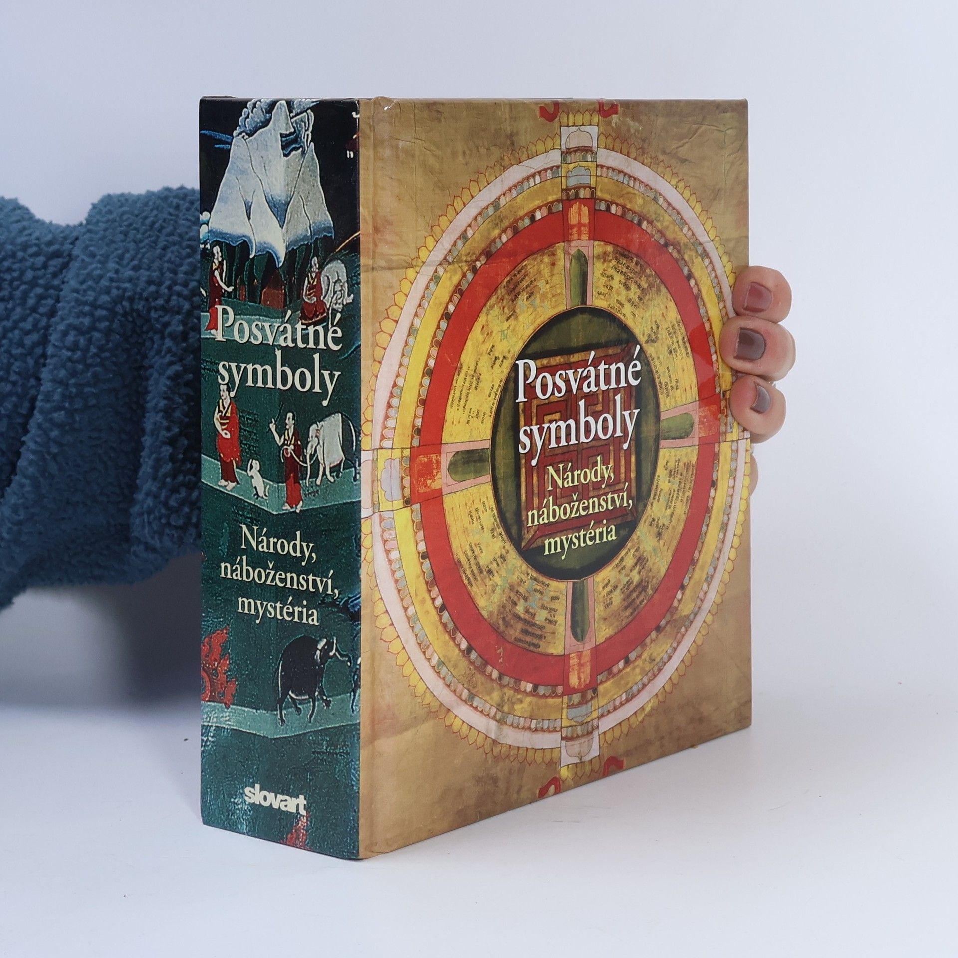 Robert Adkinson Posvátné symboly : národy, náboženství, mystéria