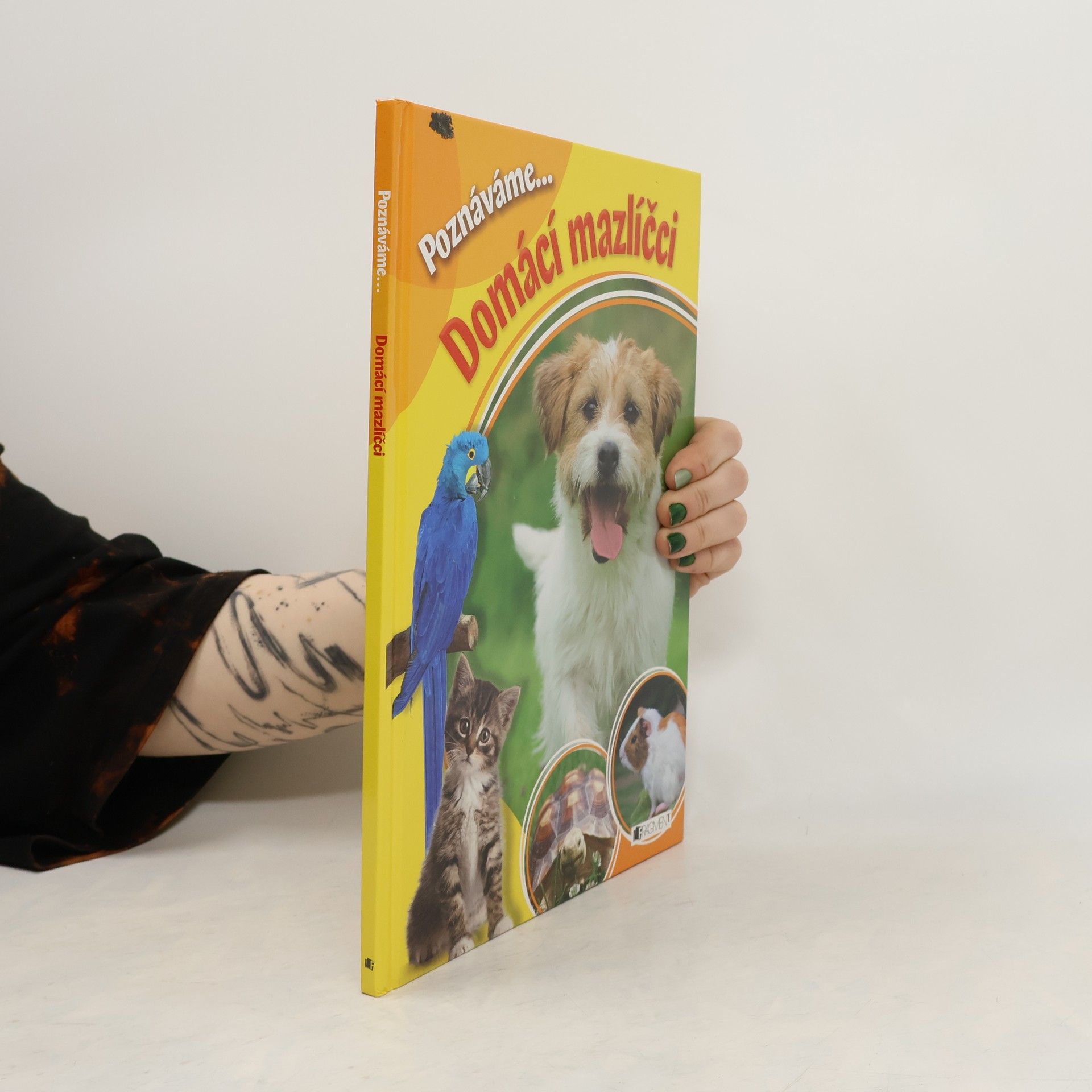 AA.VV. Poznáváme... Domácí mazlíčci