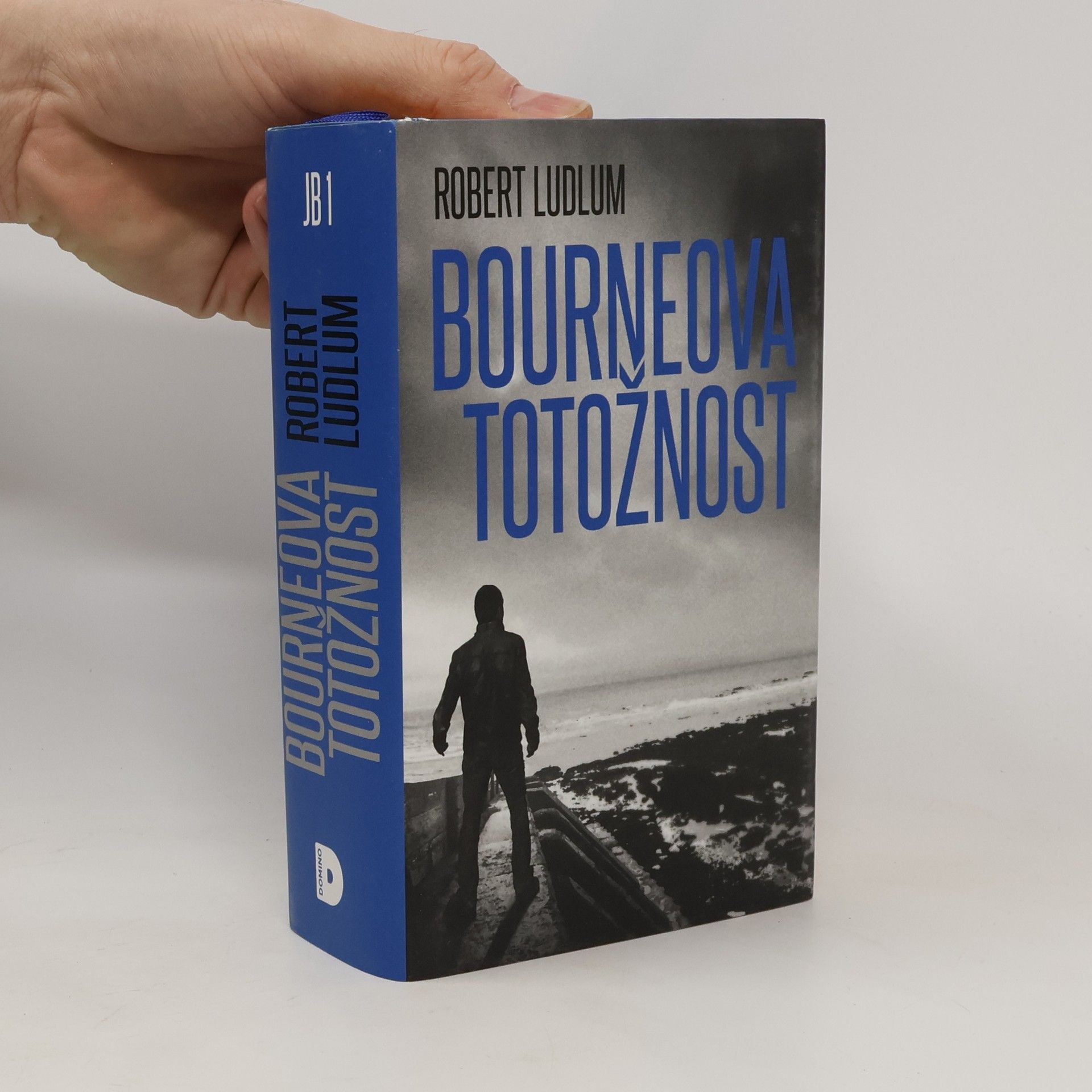 Robert Ludlum Bourneova totožnost