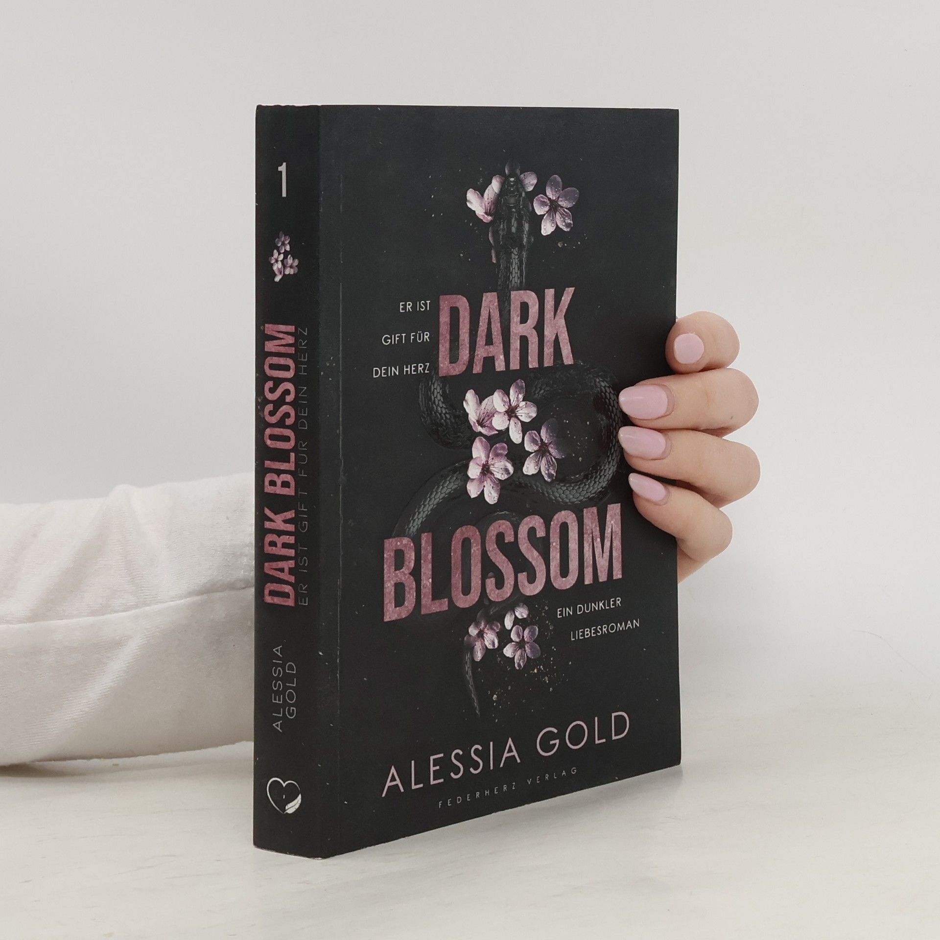 Alessia Gold Dark Blossom