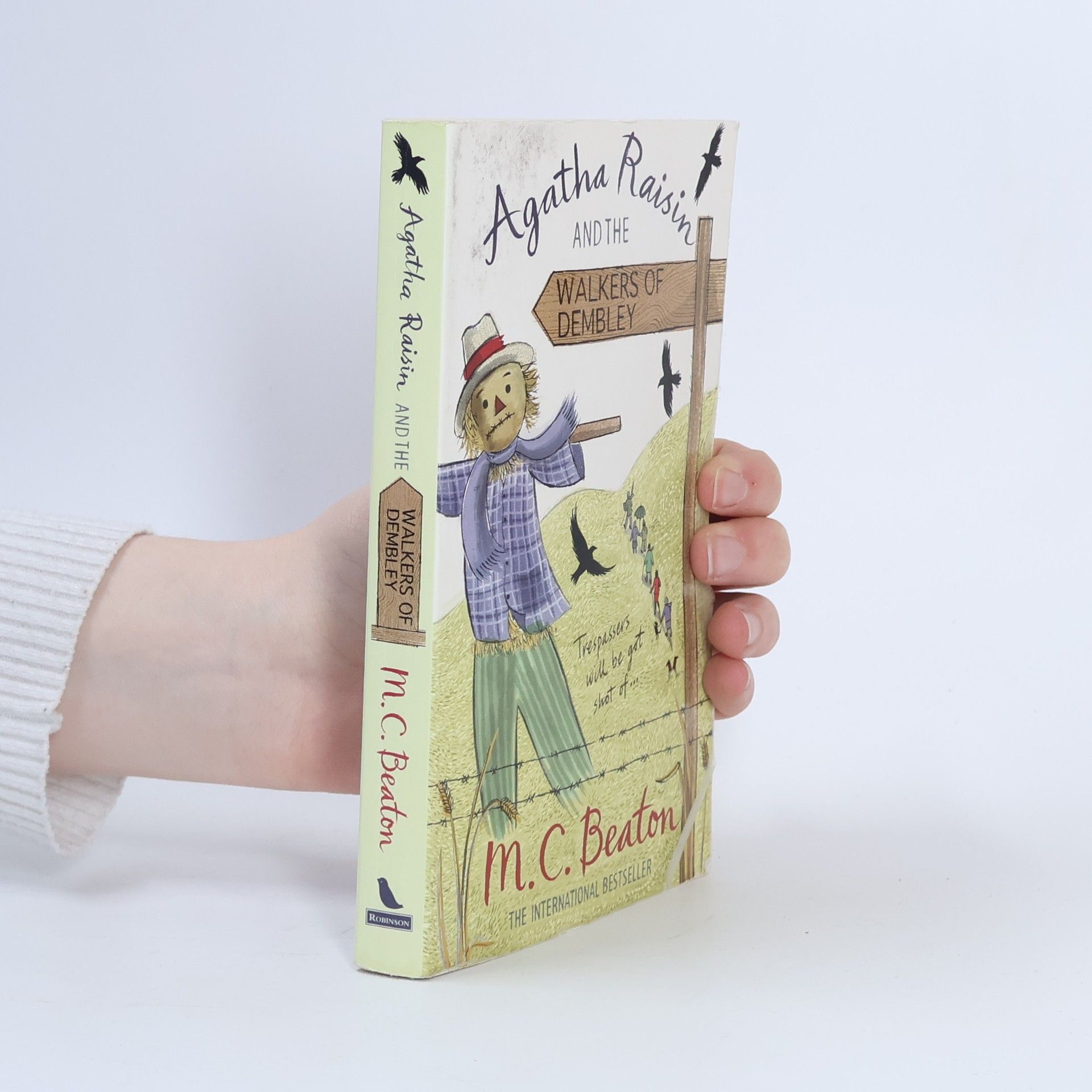 Marion Chesney Agatha Raisin and the Walkers of Dembley