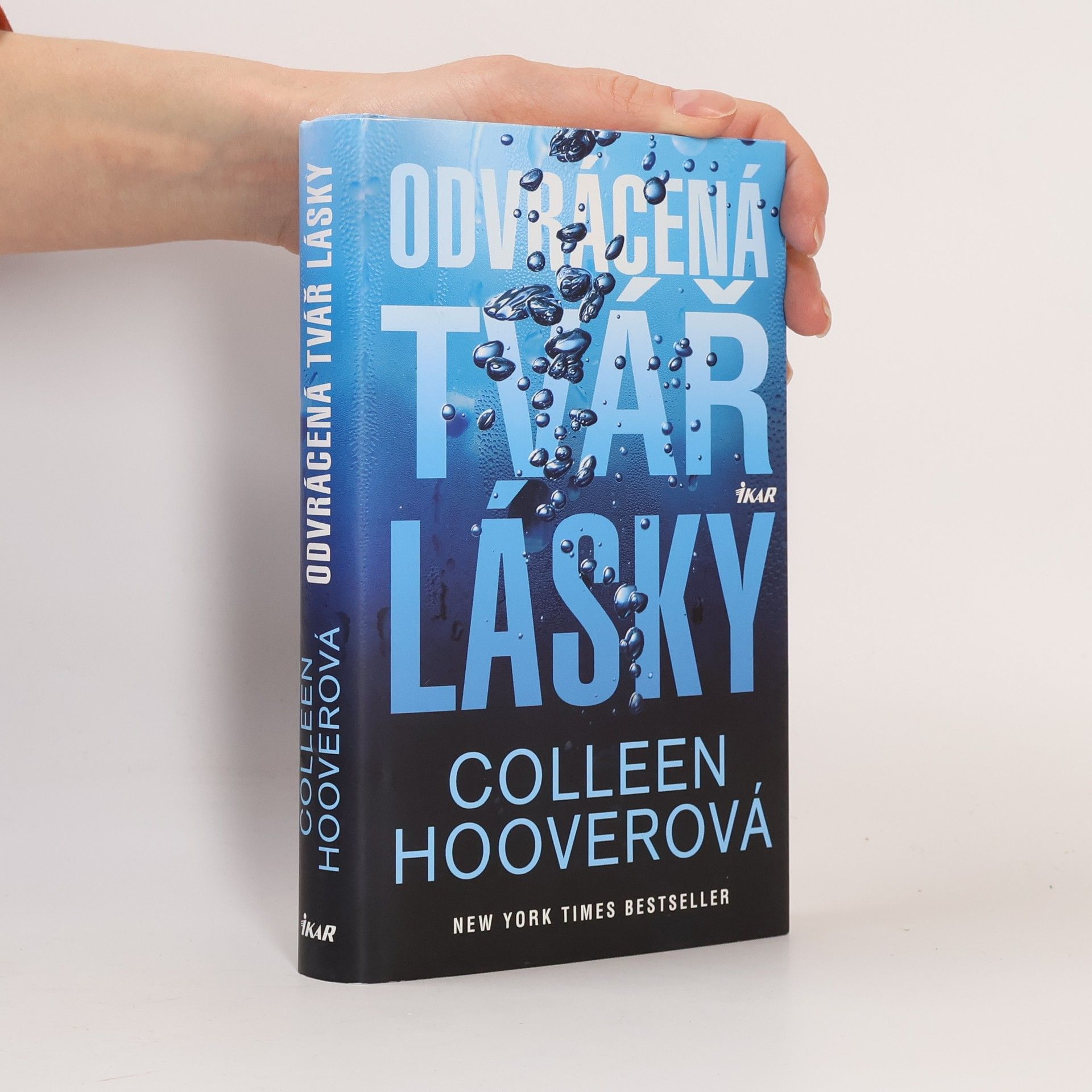 Colleen Hoover Odvrácená tvář lásky
