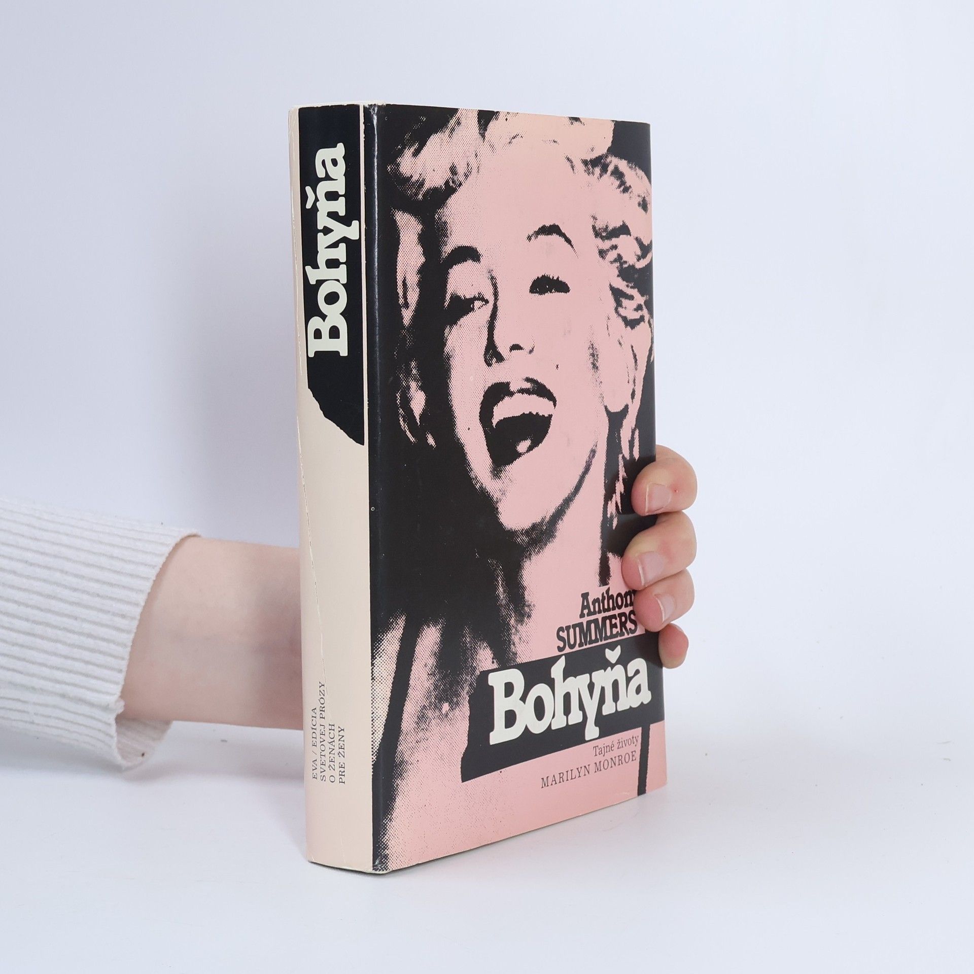 Anthony Summers Bohyňa