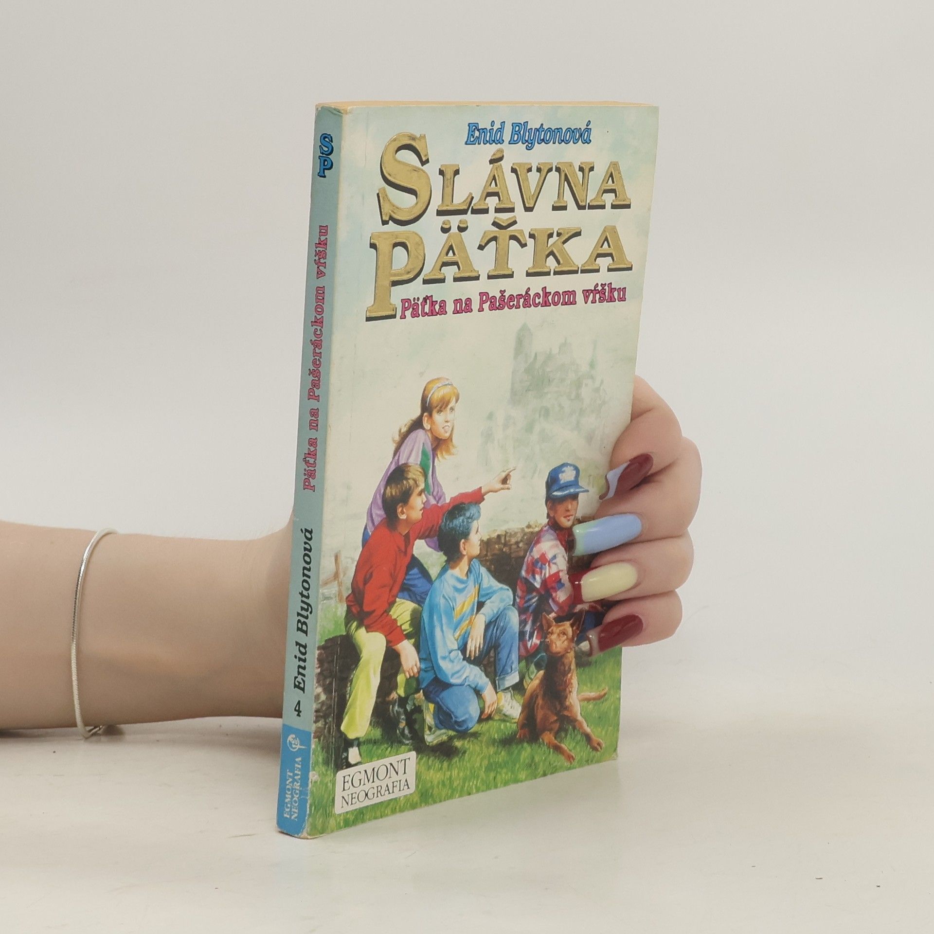 Enid Blyton Päťka na Pašeráckom vŕšku