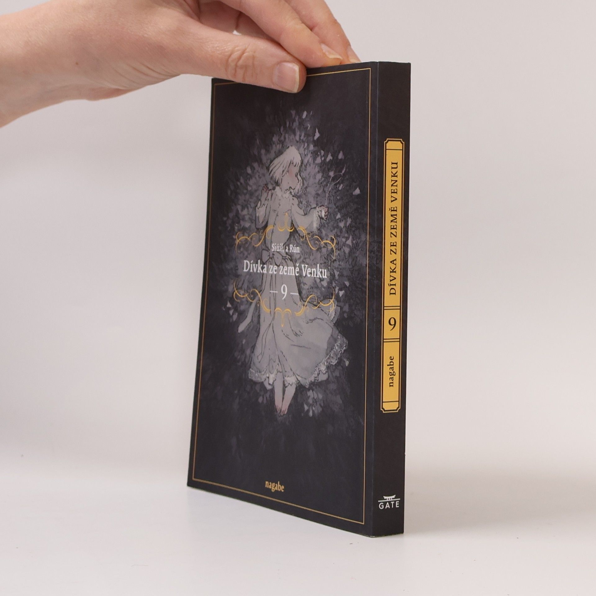 Dívka ze země Venku : Siúil, a Rún. 9