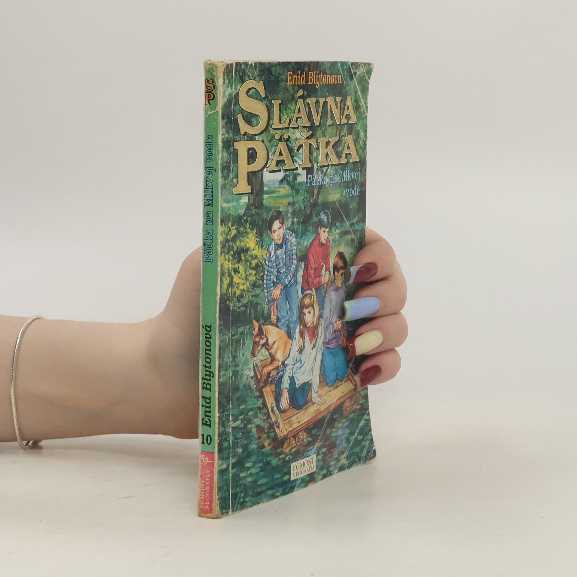 Enid Blyton Päťka na Mĺkvej vode