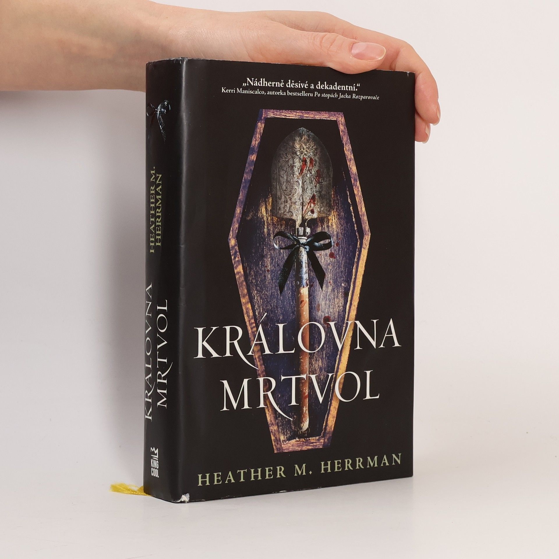 Heather M. Herrman Královna mrtvol