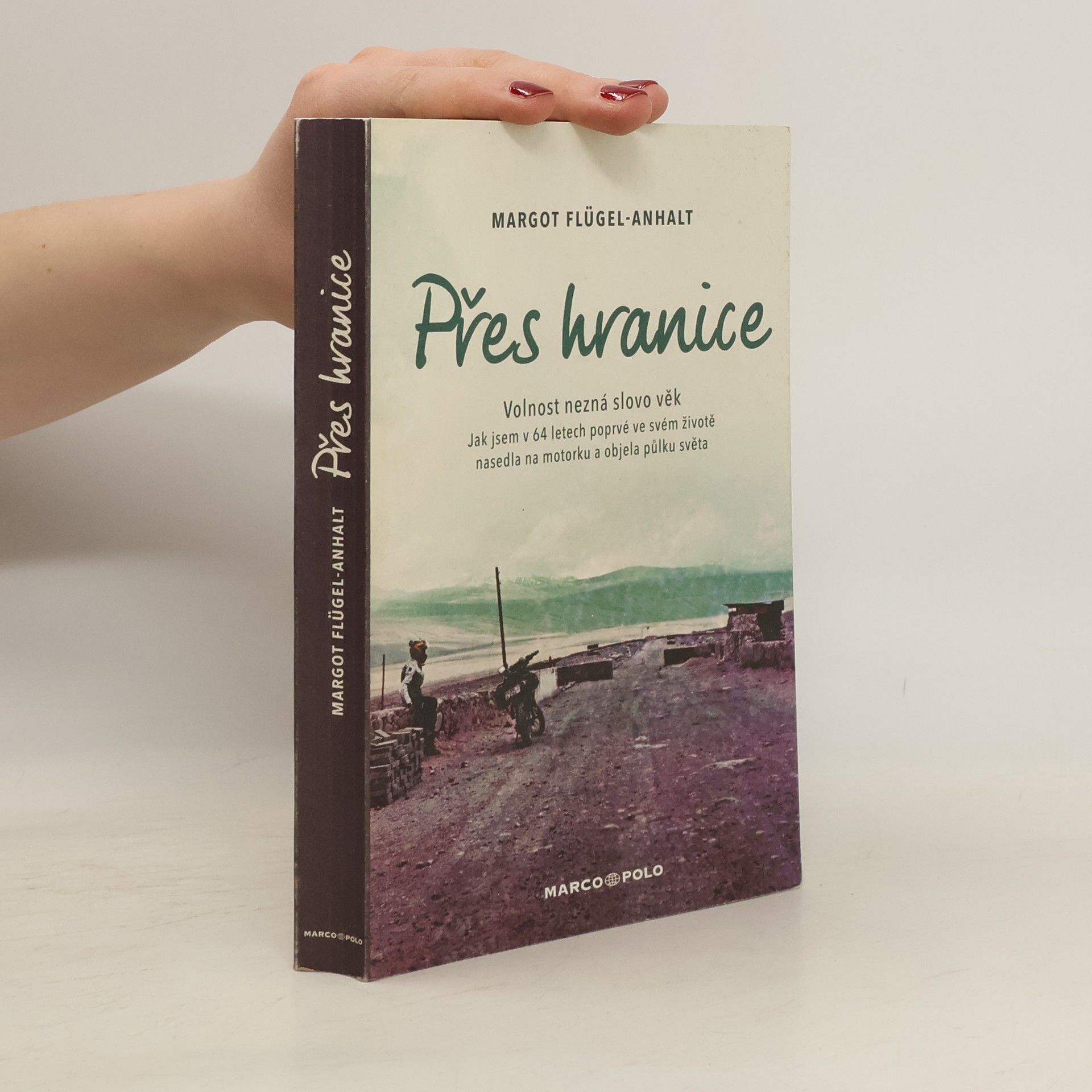 Margot Flügel-Anhalt Přes hranice