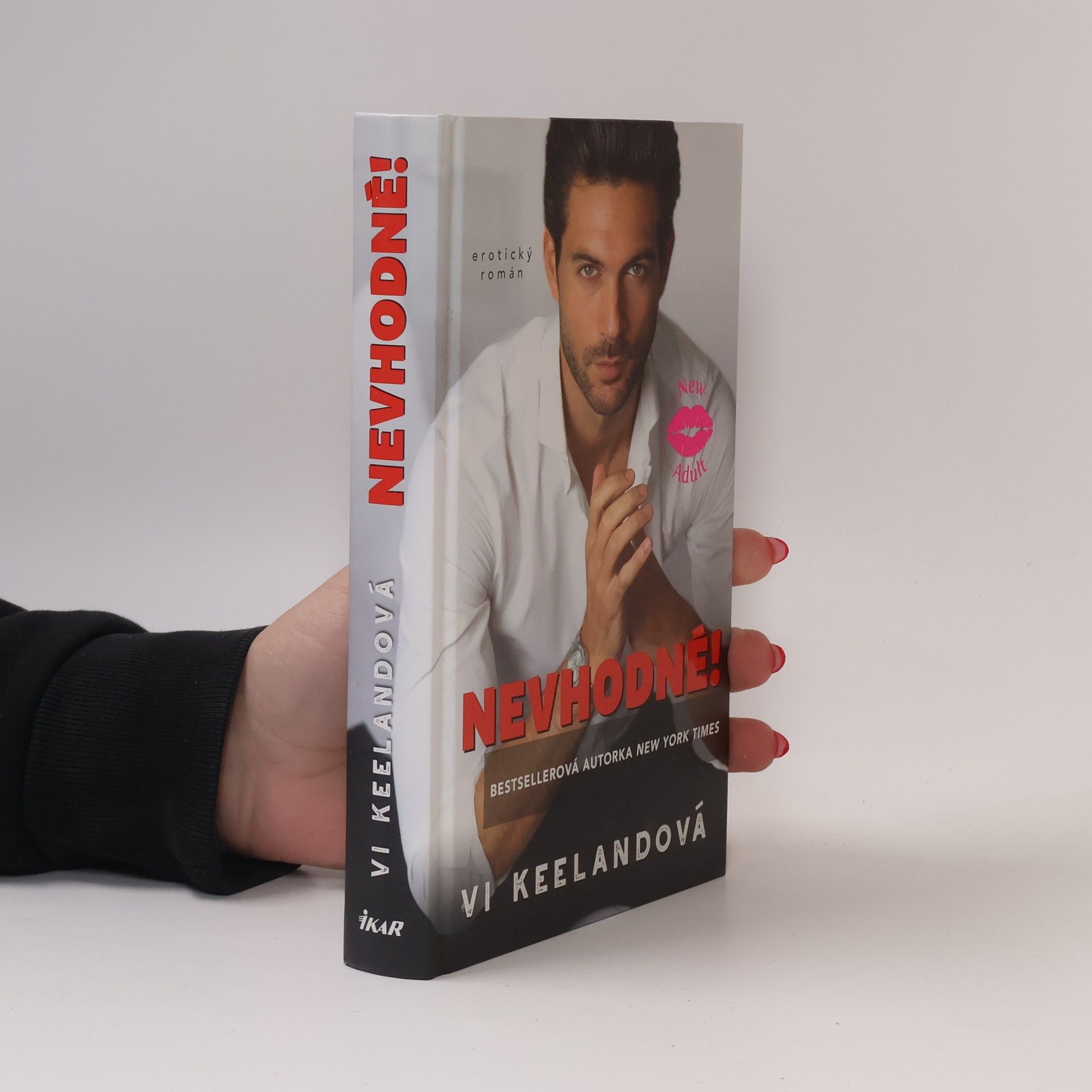 Vi Keeland Nevhodné!