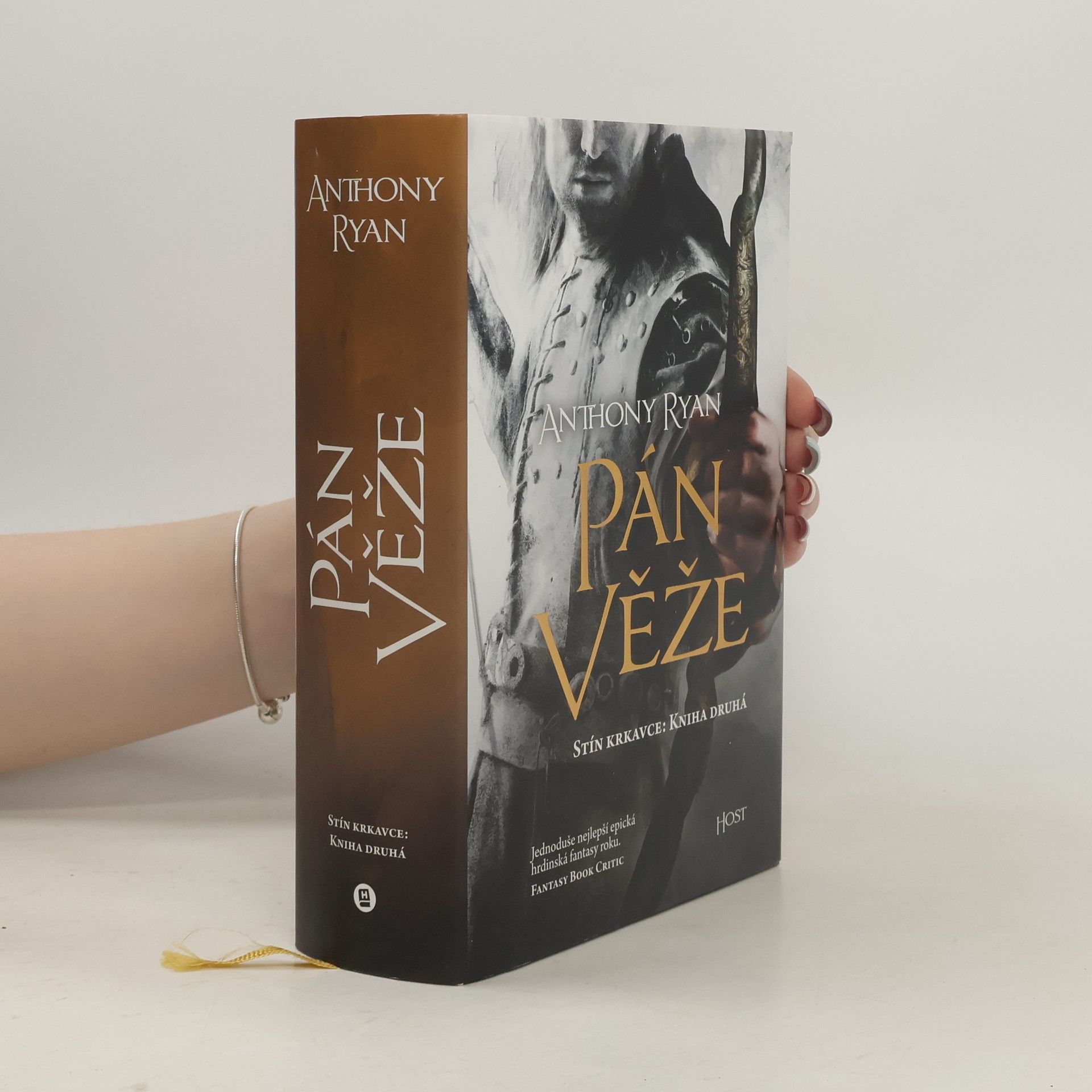 Anthony Ryan Pán věže: stín krkavce. Kniha druhá