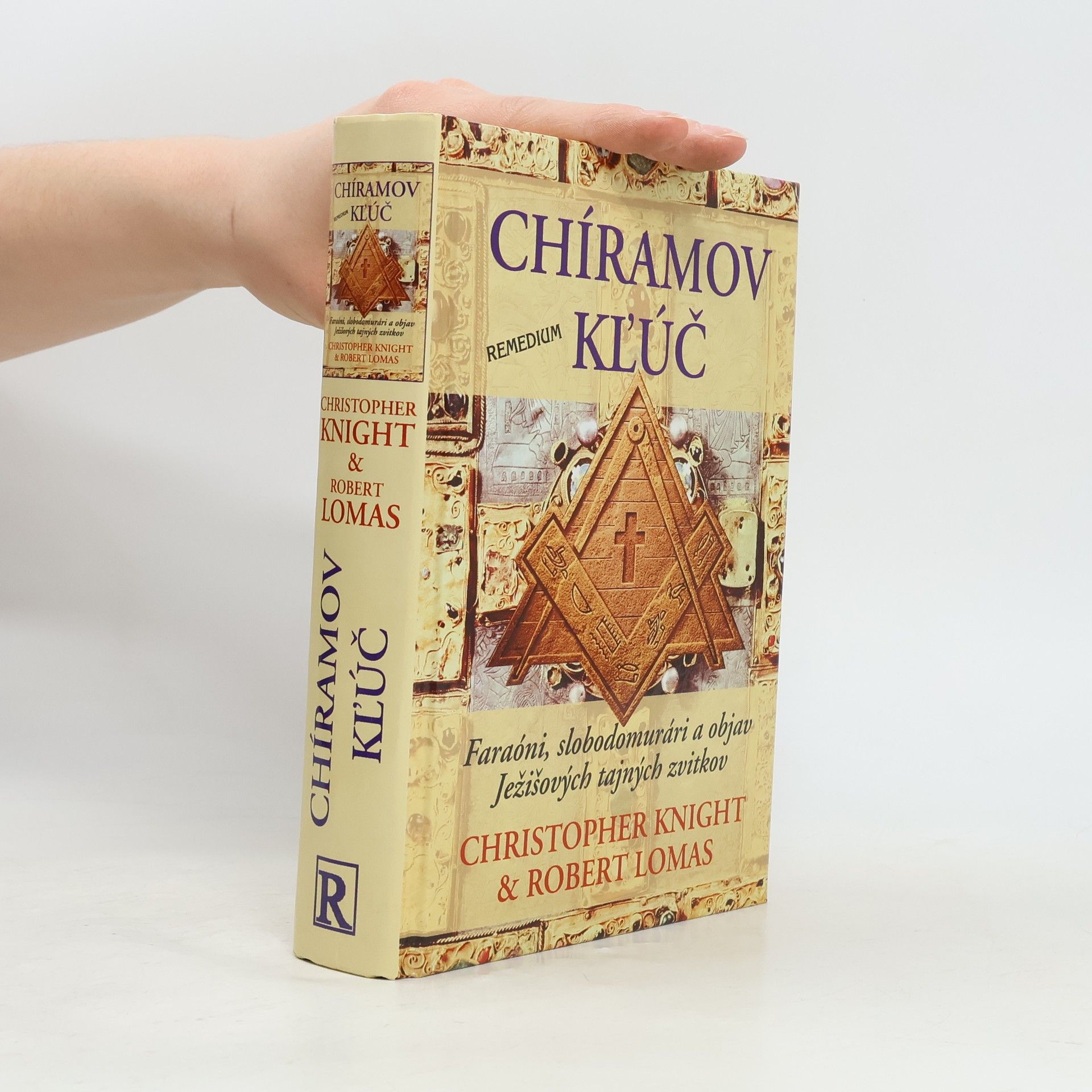 Christopher Knight Chíramov kľúč