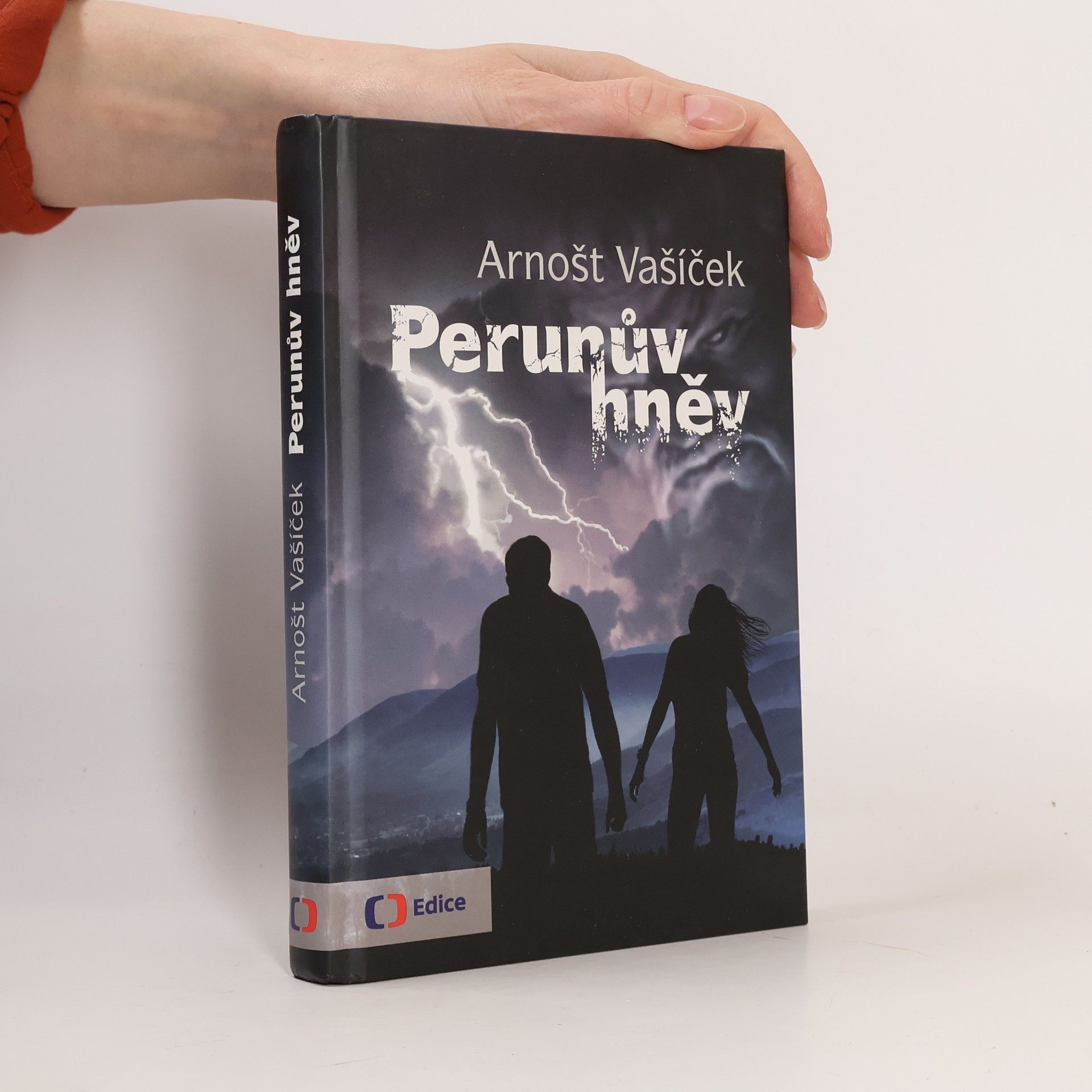 Arnošt Vašíček Perunův hněv