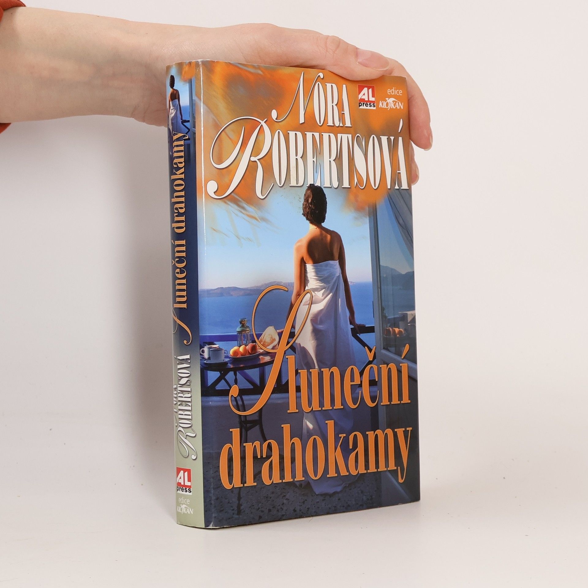 Nora Roberts Sluneční drahokamy