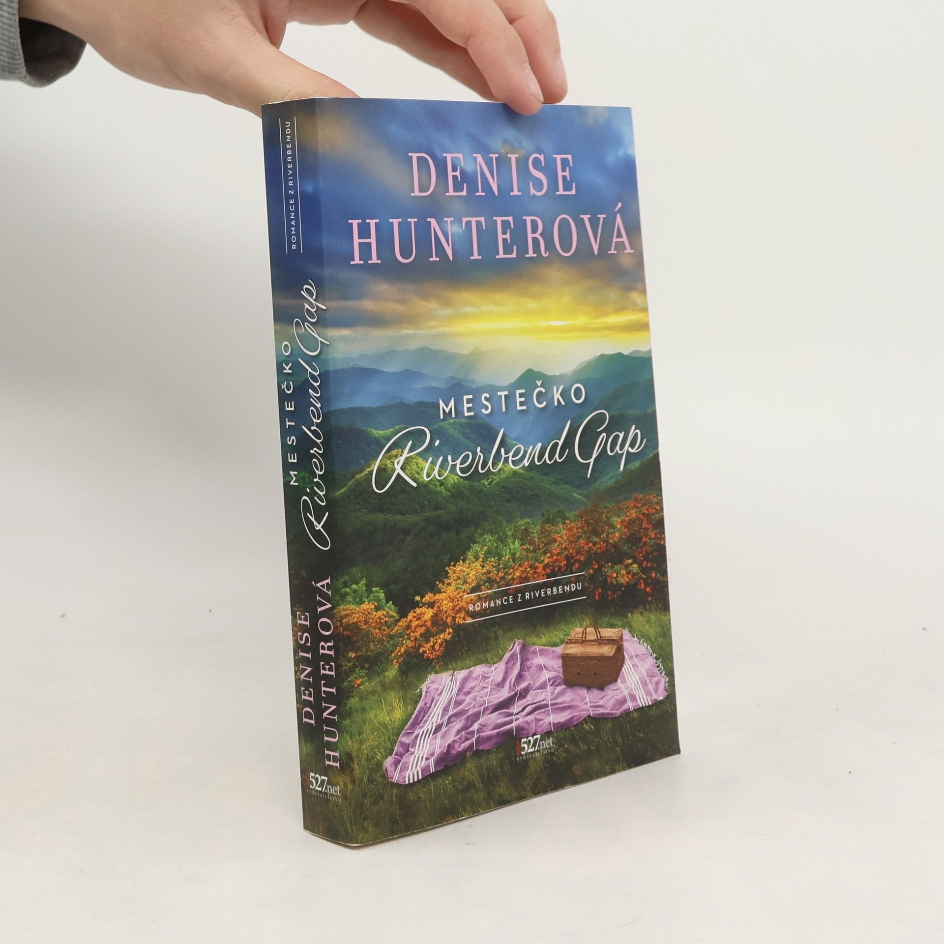 Denise Hunter Mestečko Riverbend Gap