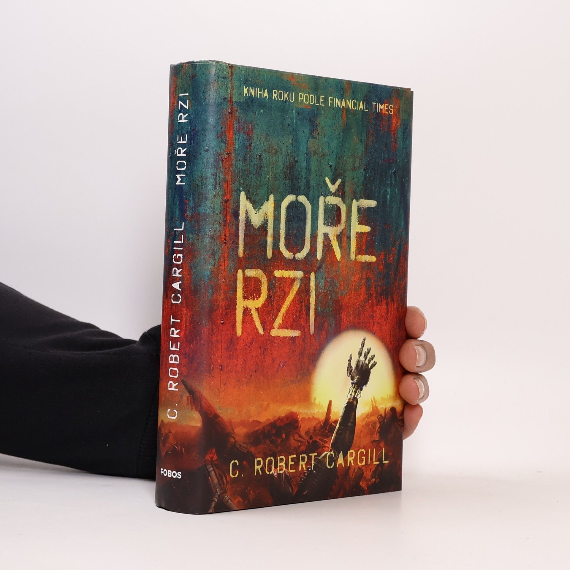 C. Robert Cargill Moře rzi