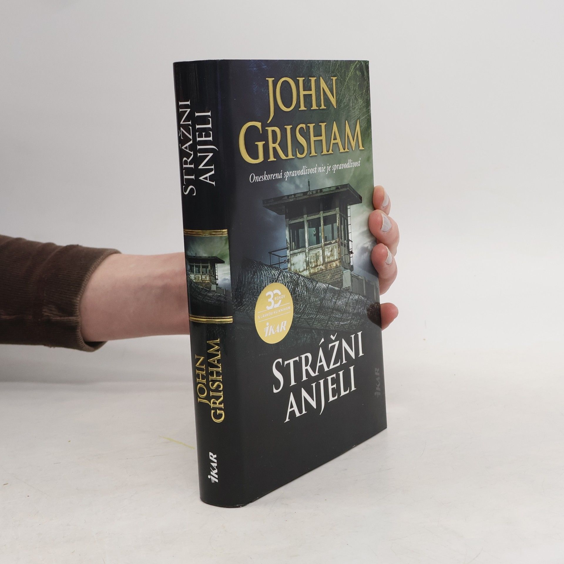John Grisham Strážni anjeli