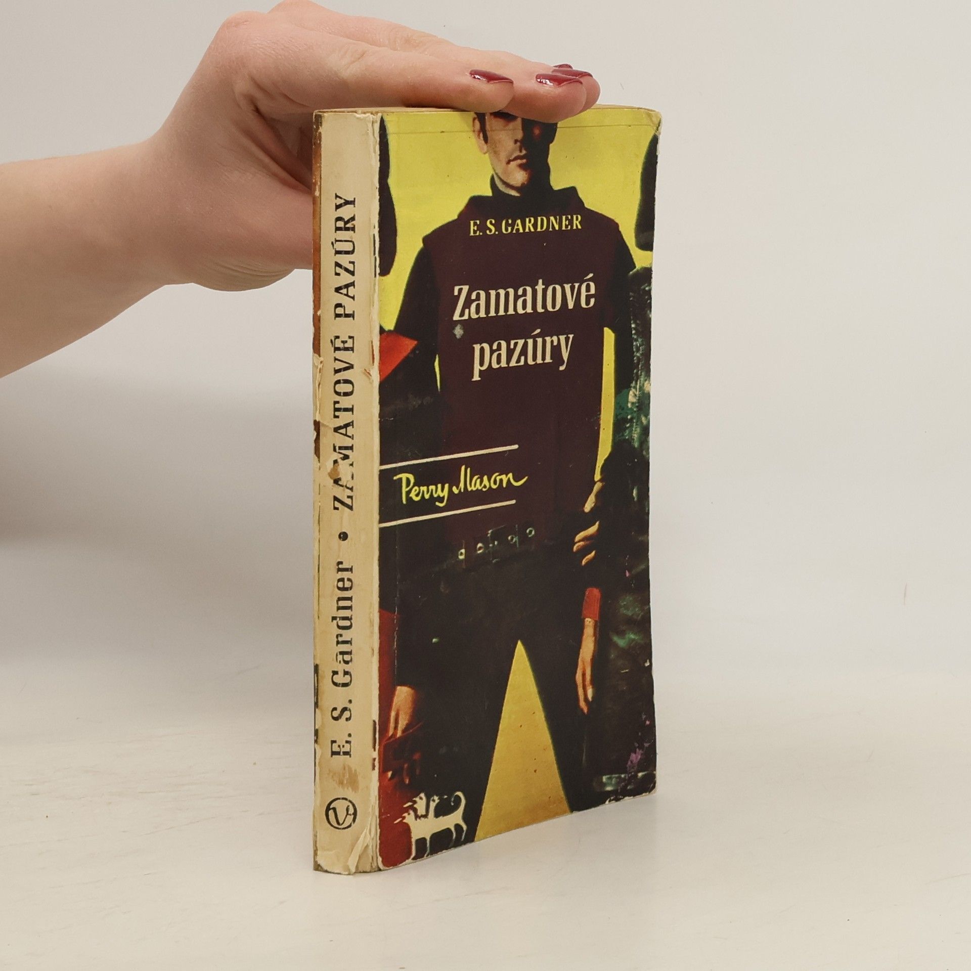 Erle Stanley Gardner Zamatové pazúry