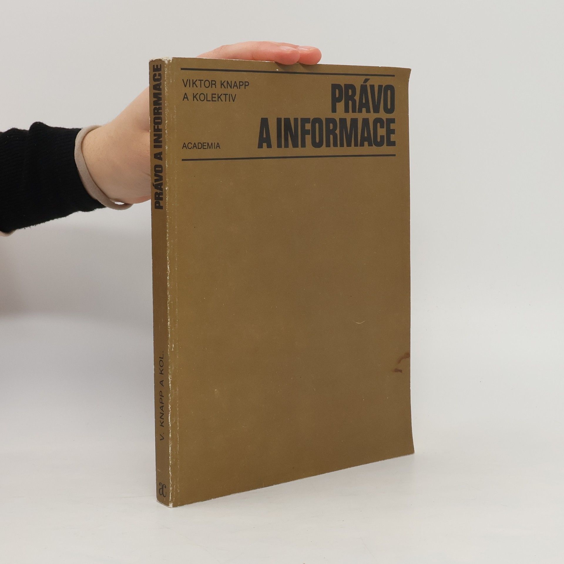 Viktor Knapp Právo a infromace