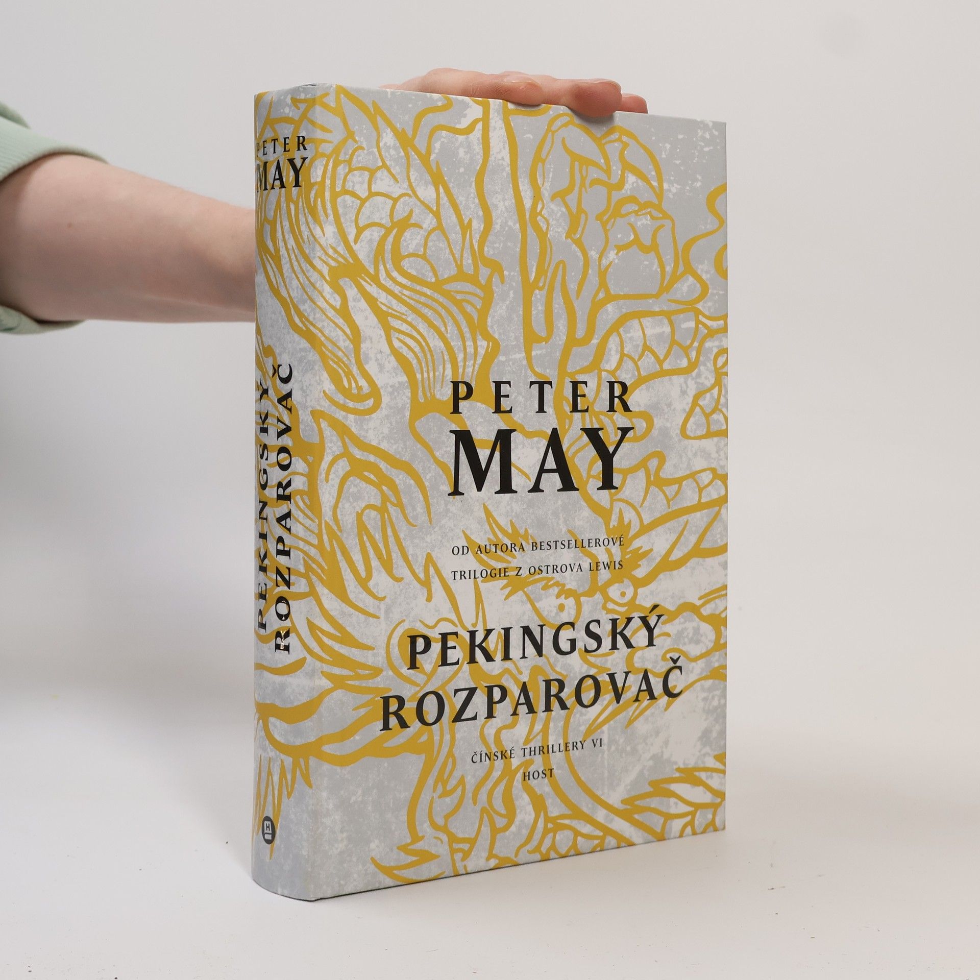 Peter May Pekingský rozparovač