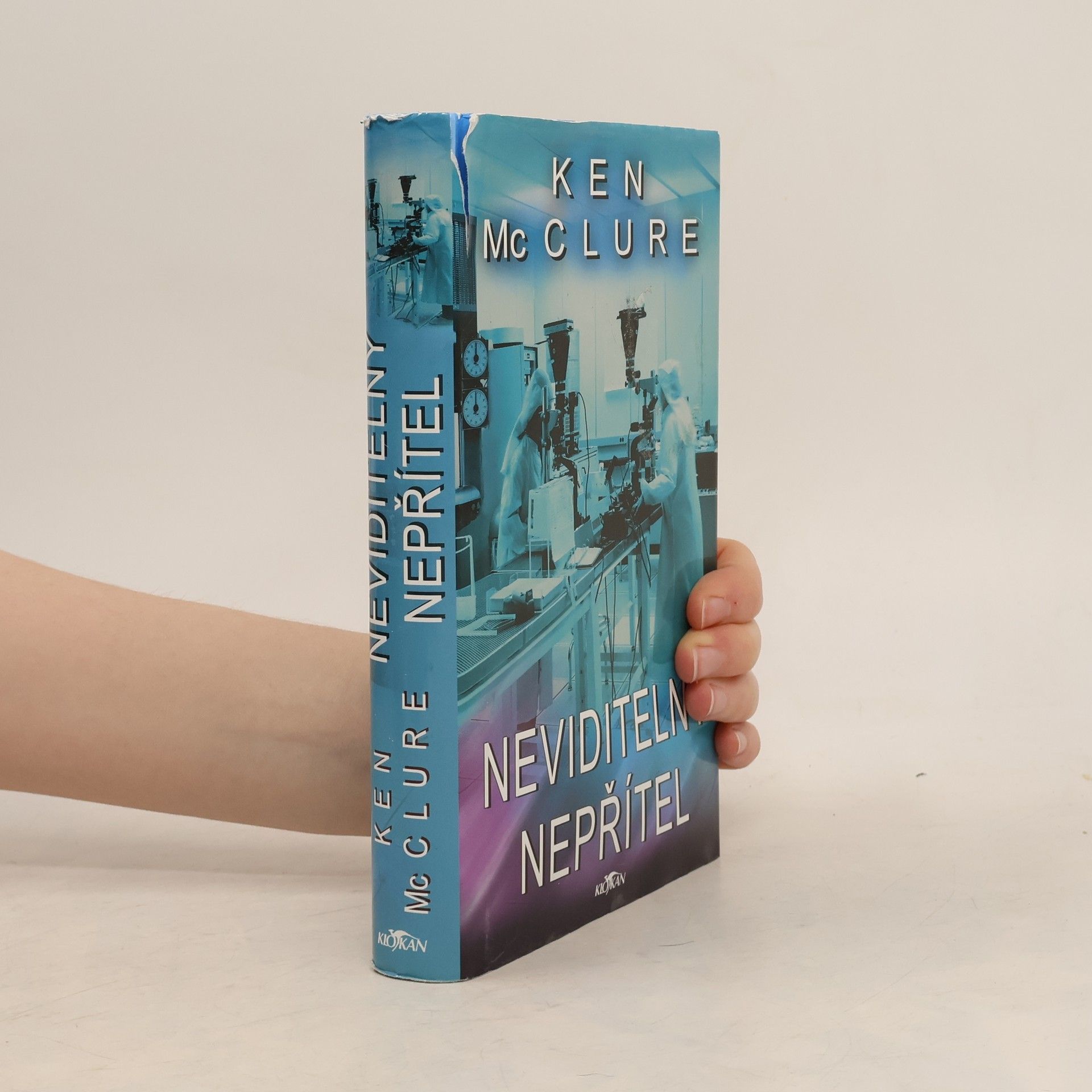 Ken McClure Neviditelný nepřítel