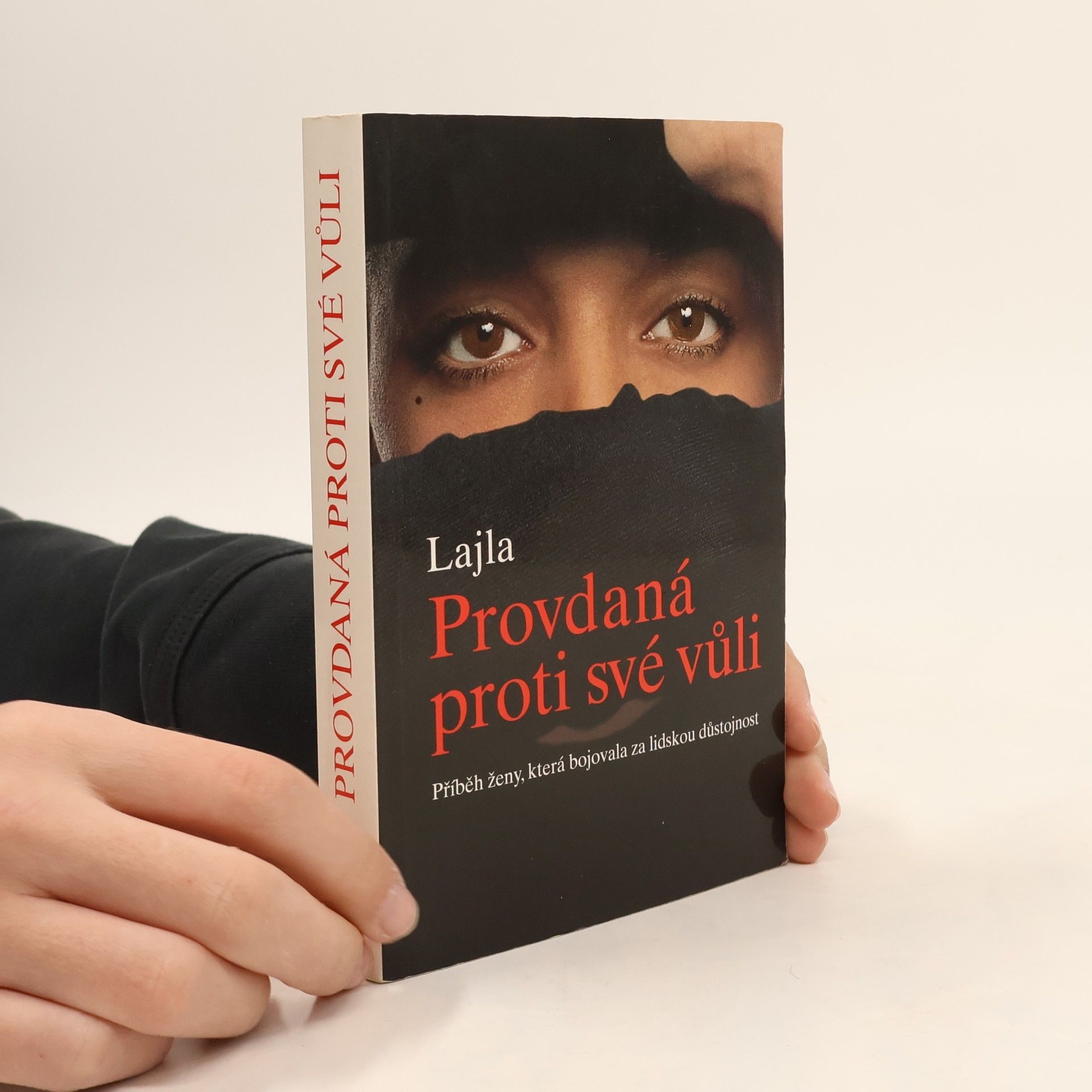 Leila Provdaná proti své vůli: Příběh ženy, která bojovala za lidskou důstojnost