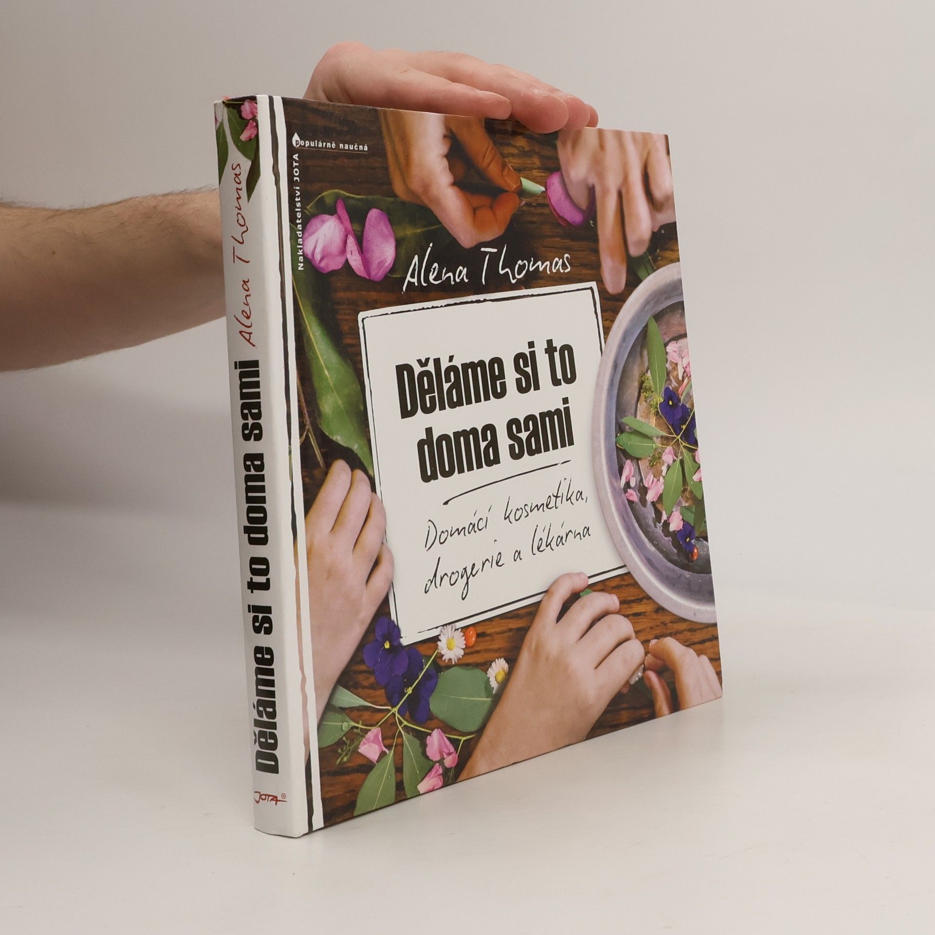 Alena Thomas Děláme si to doma sami