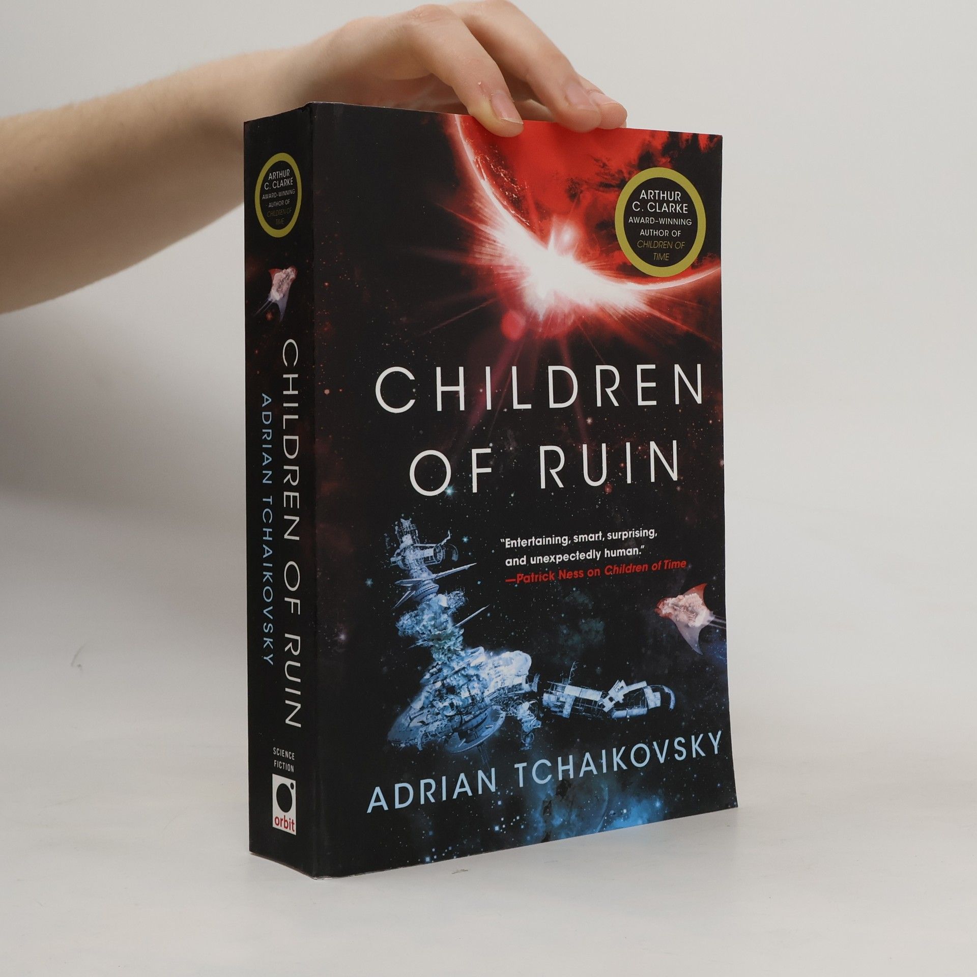 Adrian Tchaikovsky Children of Ruin