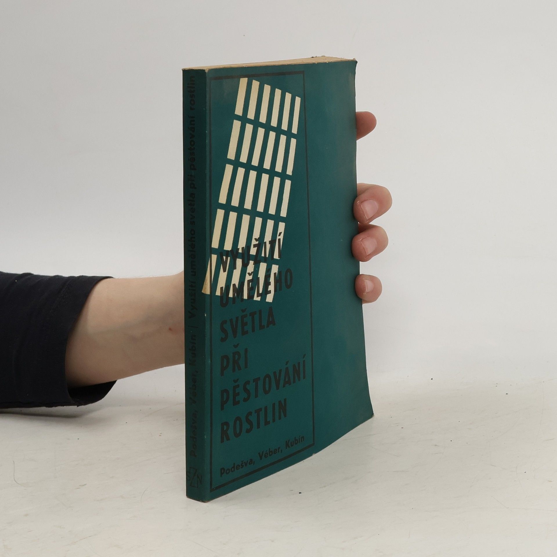 Jaroslav Podešva Využití umělého světla při pěstování rostlin