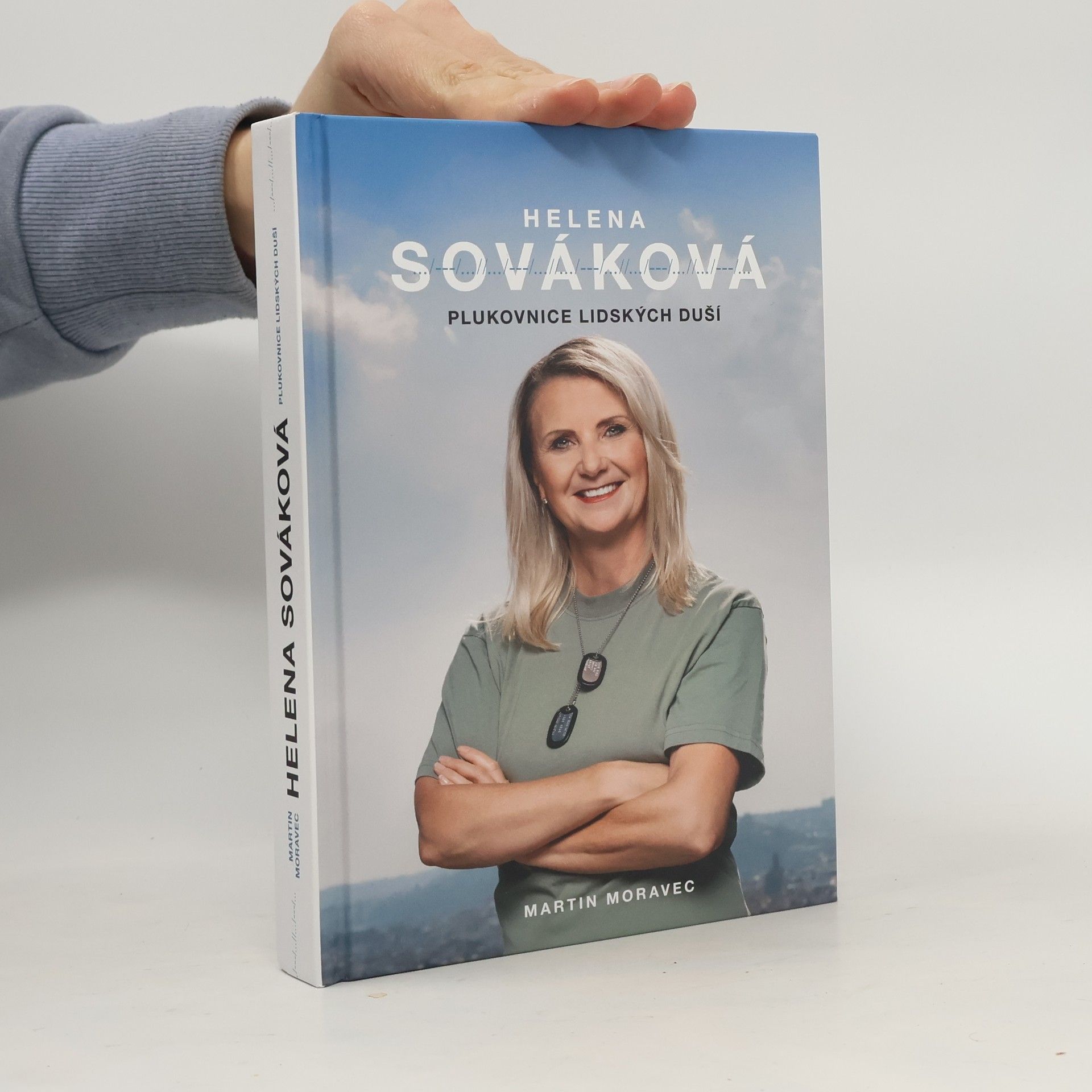 Martin Moravec Helena Sováková: Plukovnice lidských duší