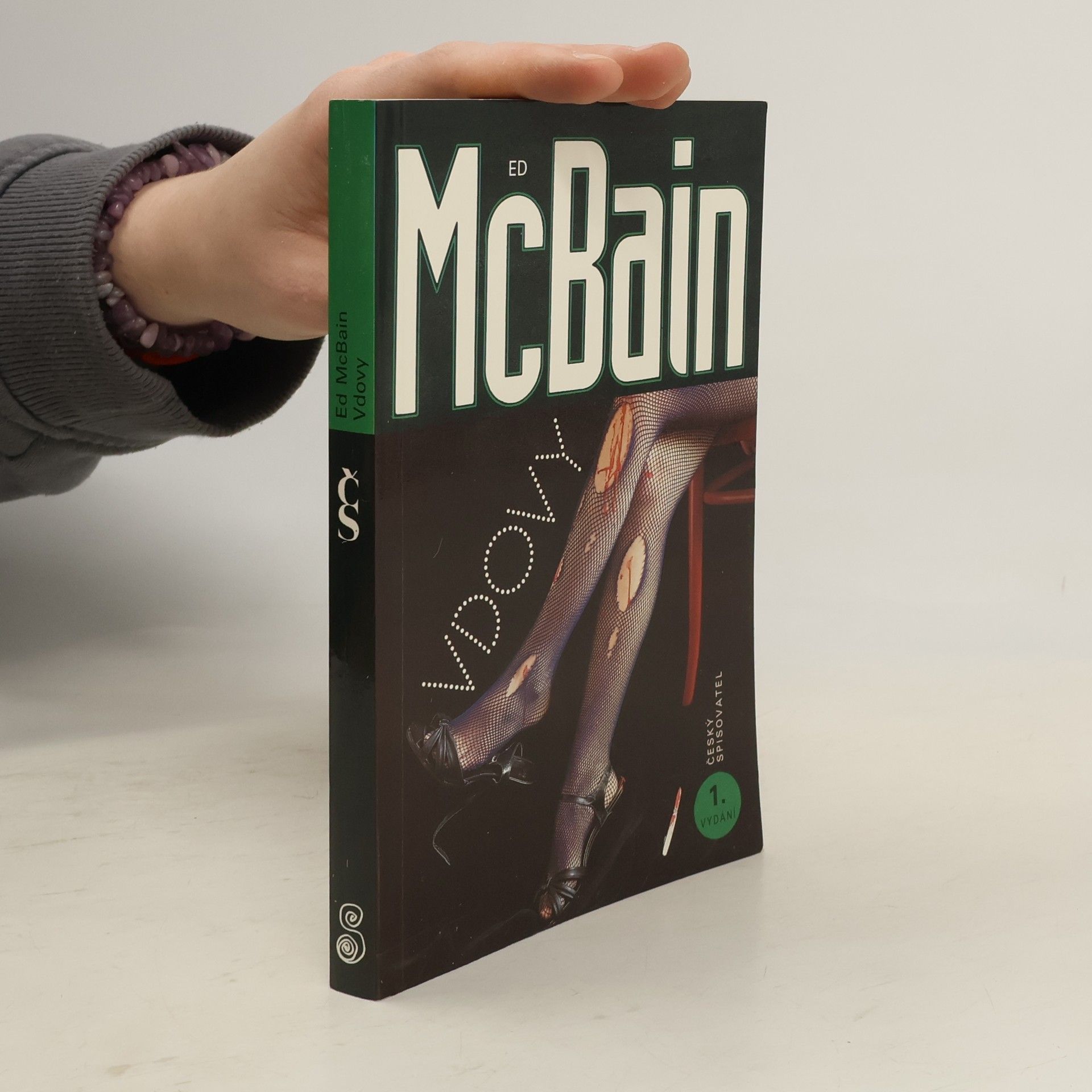 Ed McBain Vdovy : příběh z 87. policejního revíru