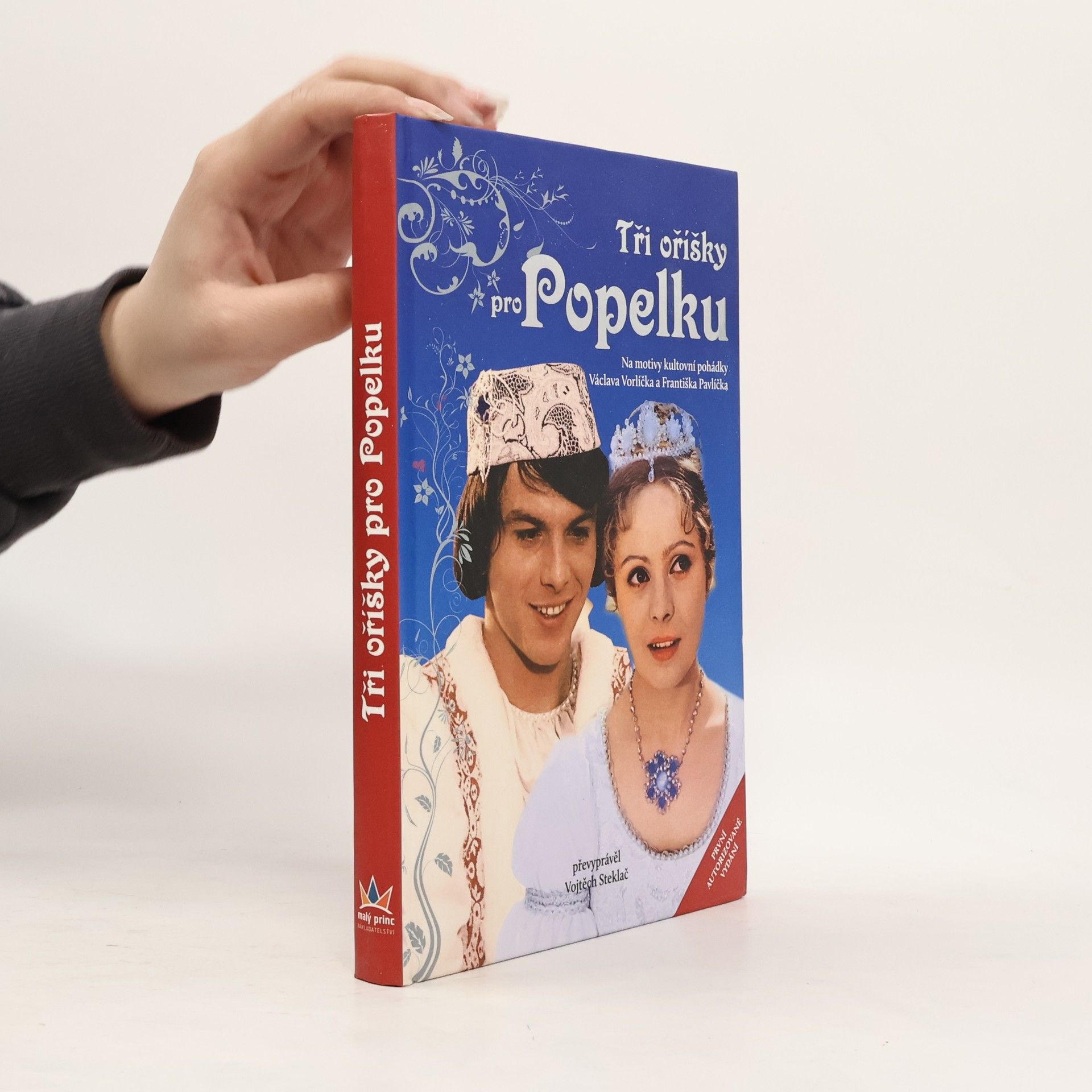 Vojtěch Steklač Tři oříšky pro Popelku