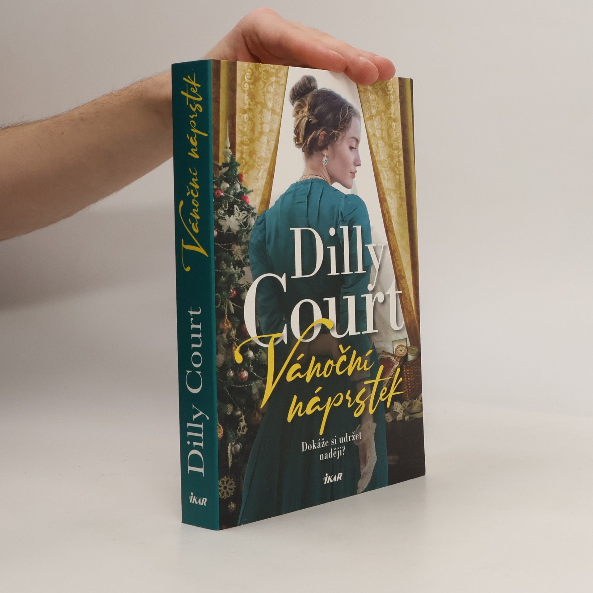 Dilly Court Vánoční náprstek