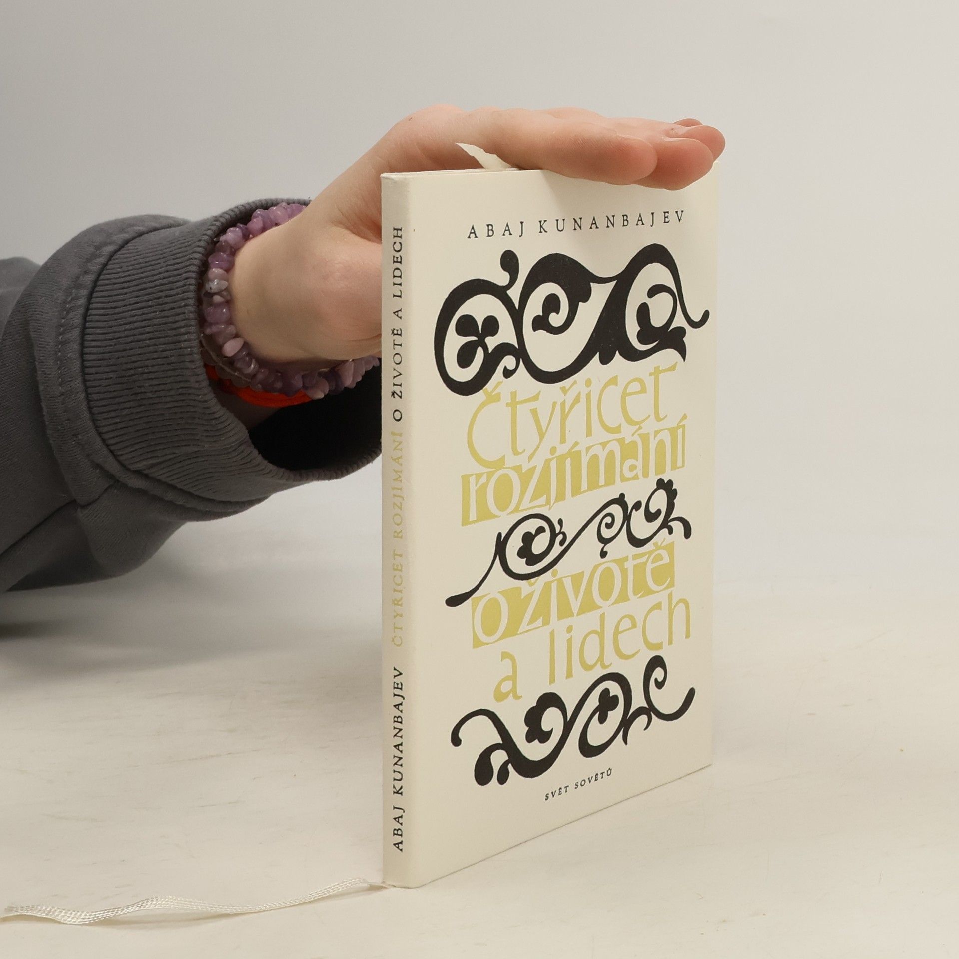 Abaj Kunanbajev Čtyřicet rozjímání o životě a lidech