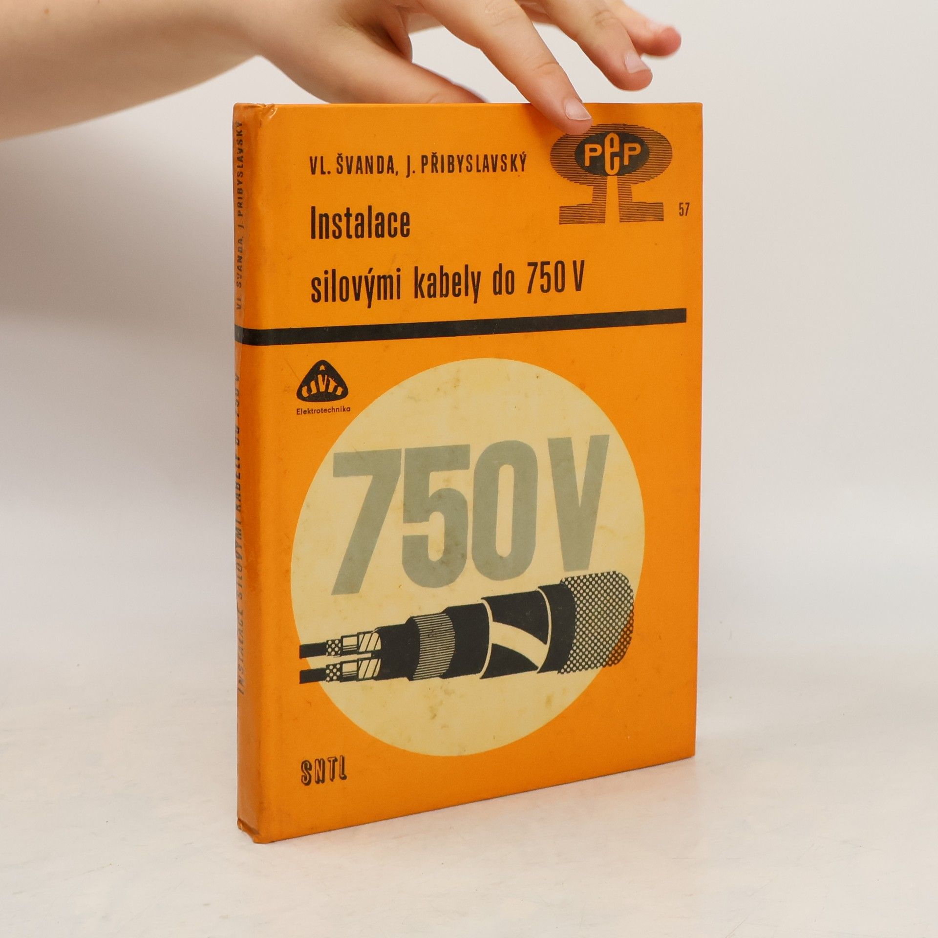 Vladimír Švanda Instalace silovými kabely do 750 V chráněnými vodiči