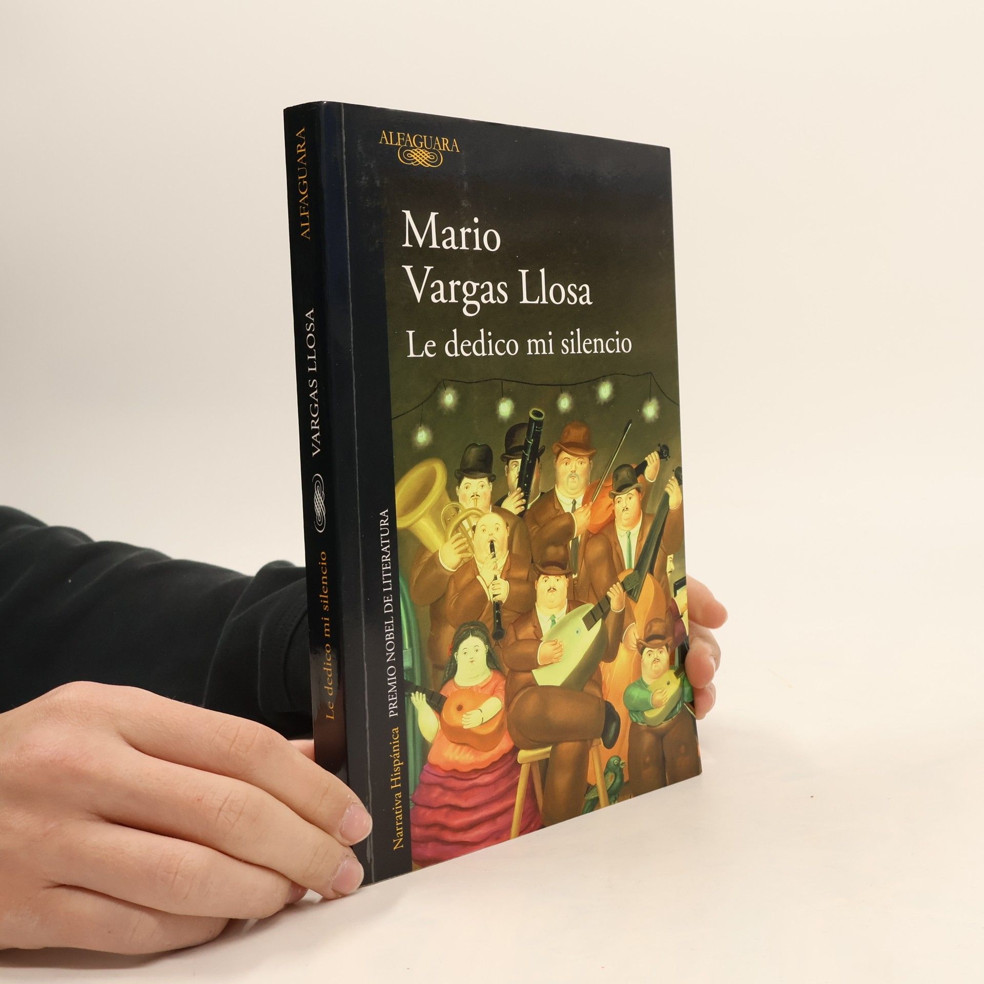 Mario Vargas Llosa Le dedico mi silencio