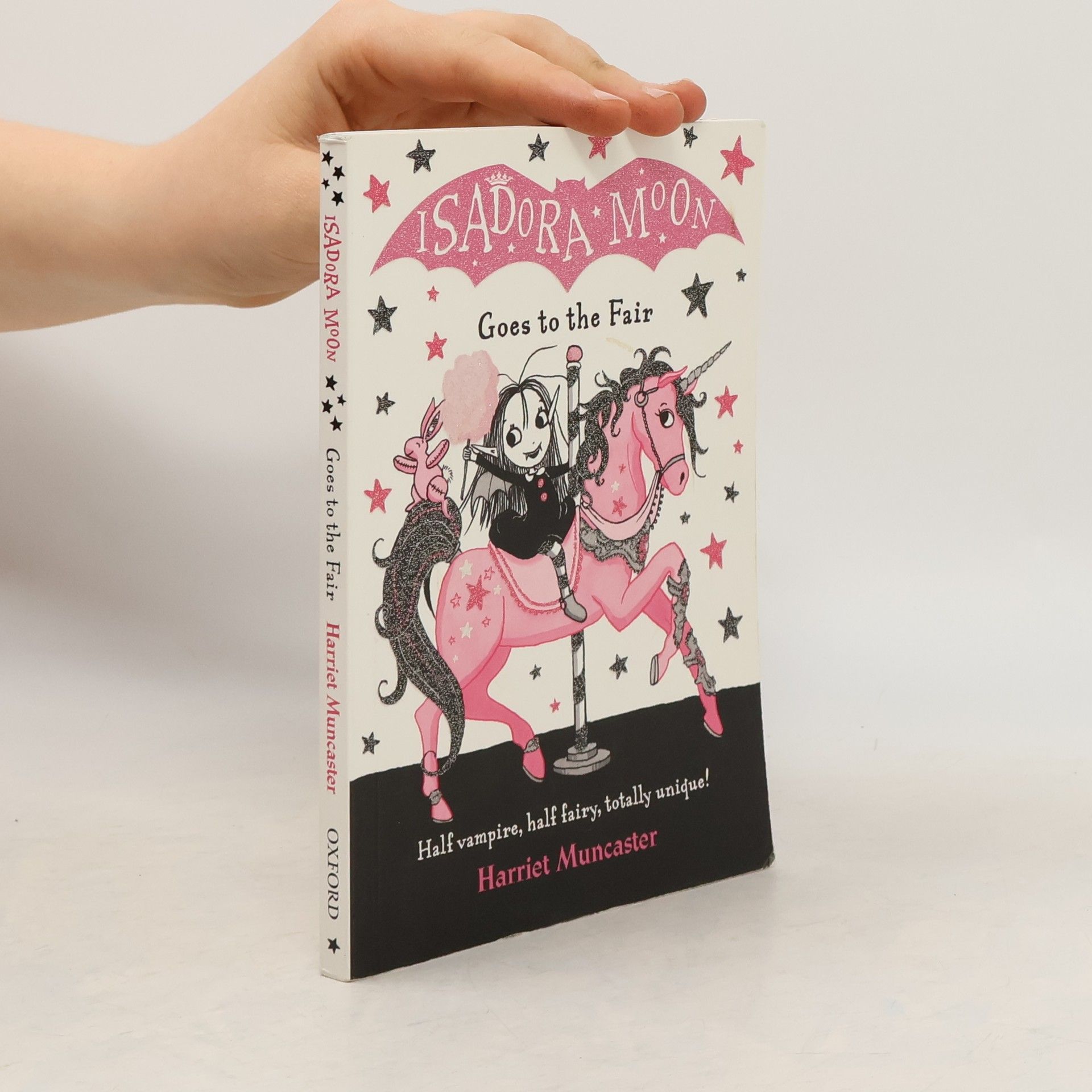 Harriet Muncaster Isadora Moon Goes to the Fair