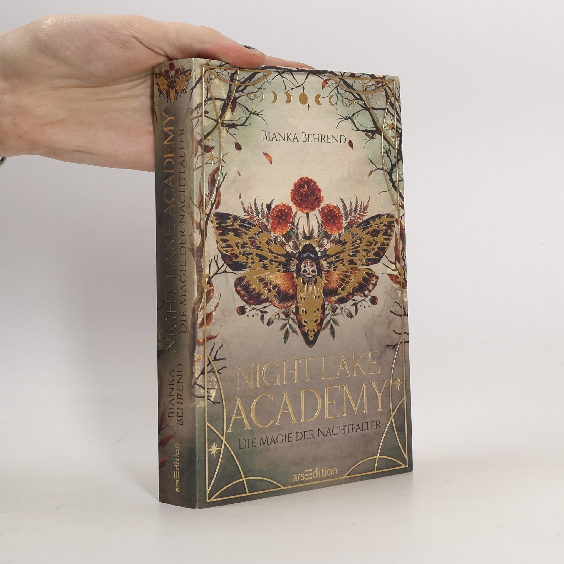 Bianka Behrend Night Lake Academy – Die Magie der Nachtfalter