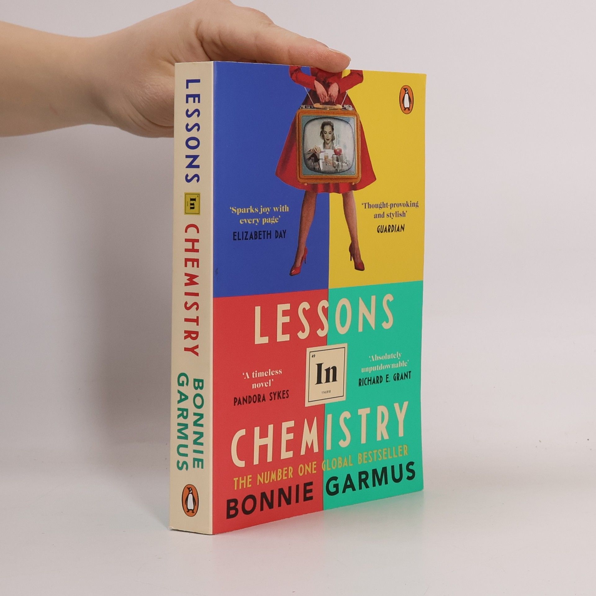 Bonnie Garmus Lessons In Chemistry