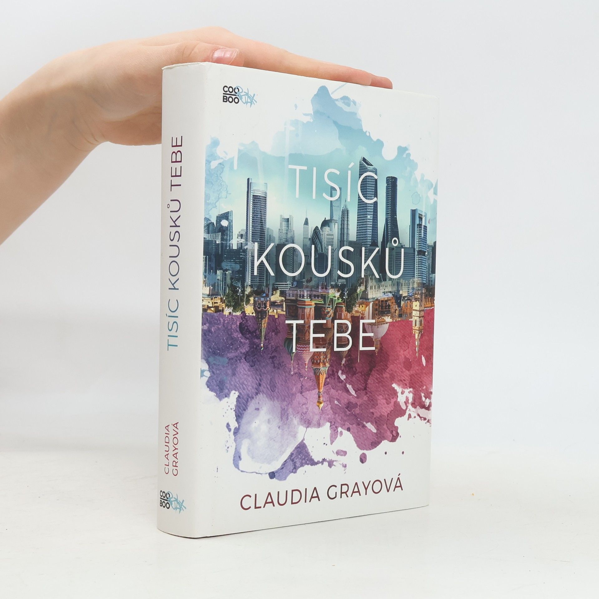 Claudia Gray Tisíc kousků tebe