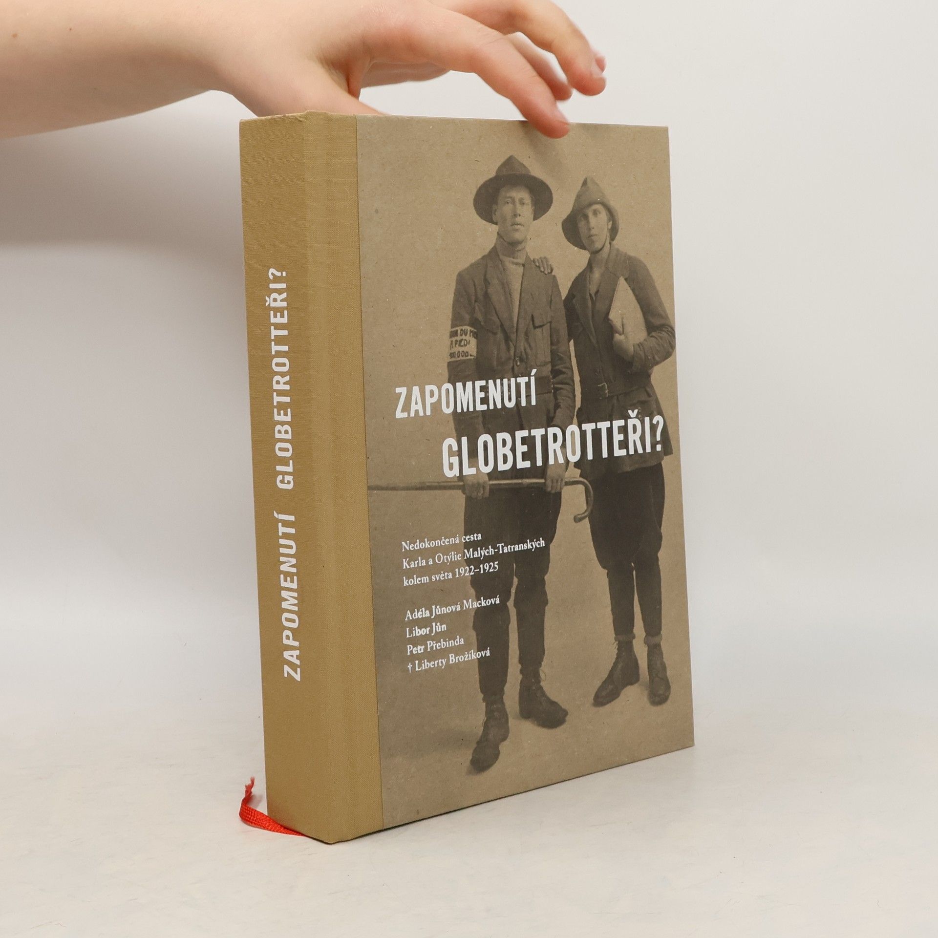 Adéla Jůnová Macková Zapomenutí globetrotteři?