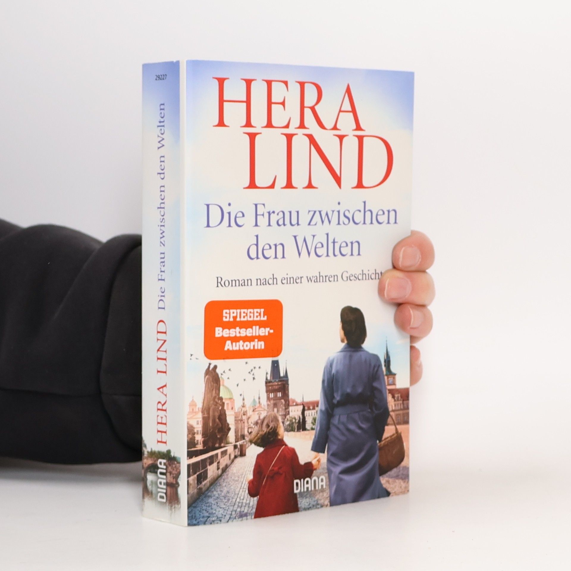 Hera Lind Die Frau zwischen den Welten
