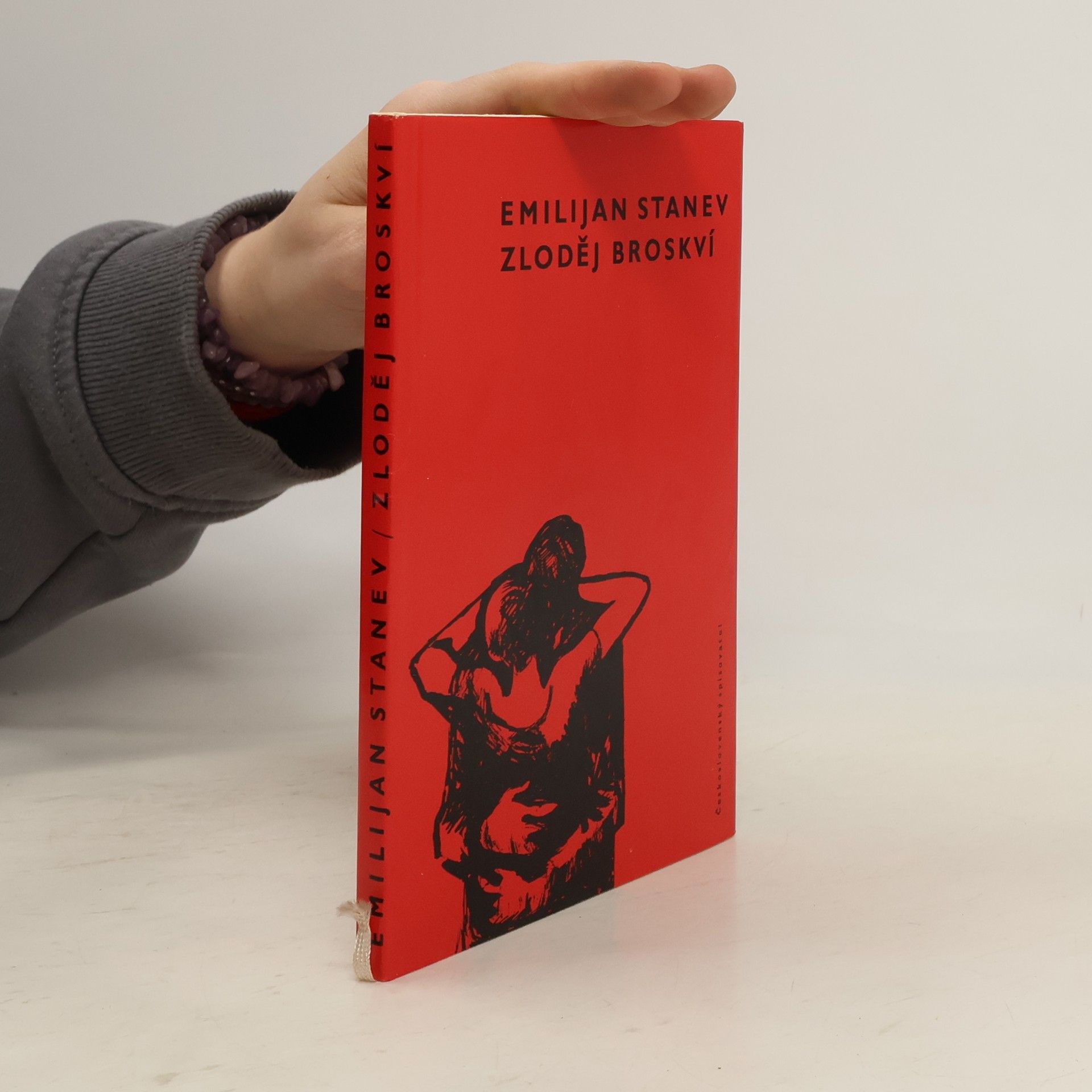 Emilijan Stanev Zloděj broskví