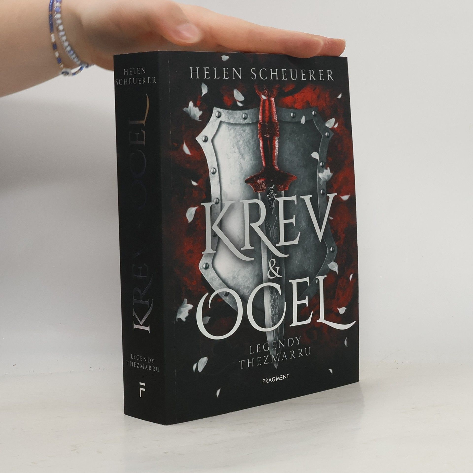 Helen Scheuerer Krev & ocel