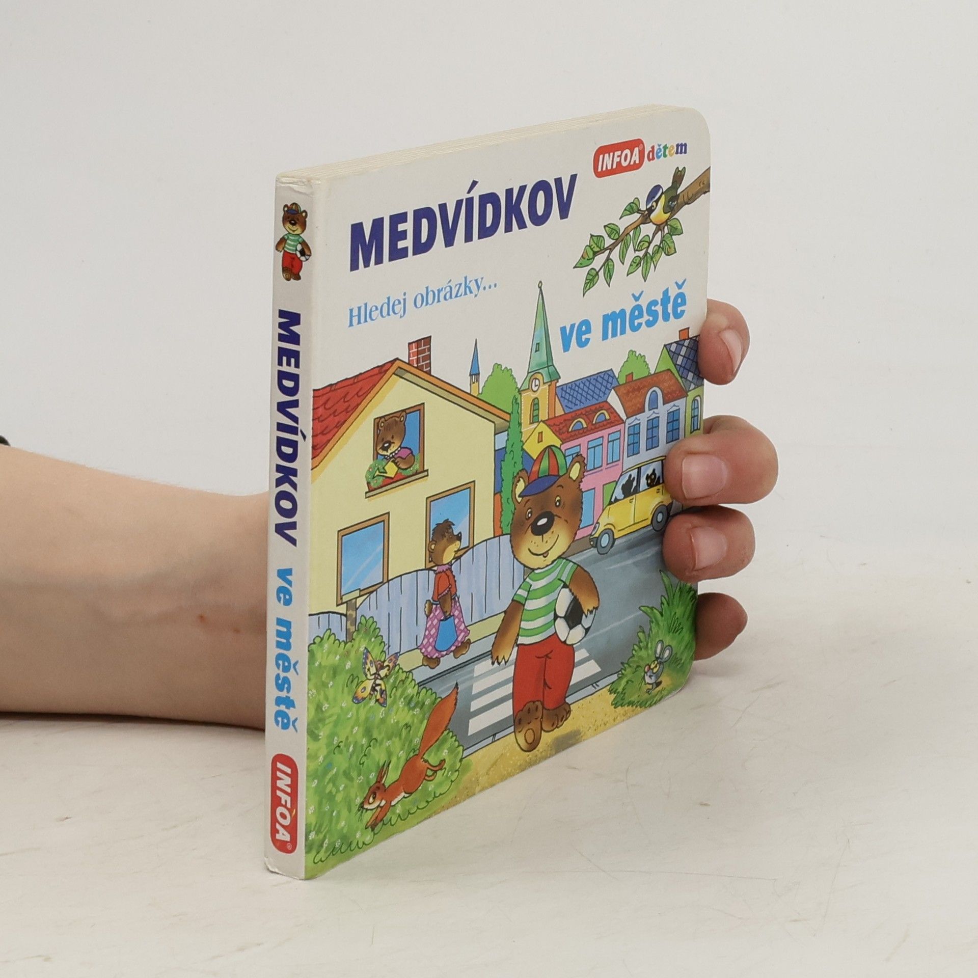 Jana Navrátilová Medvídkov: Ve městě