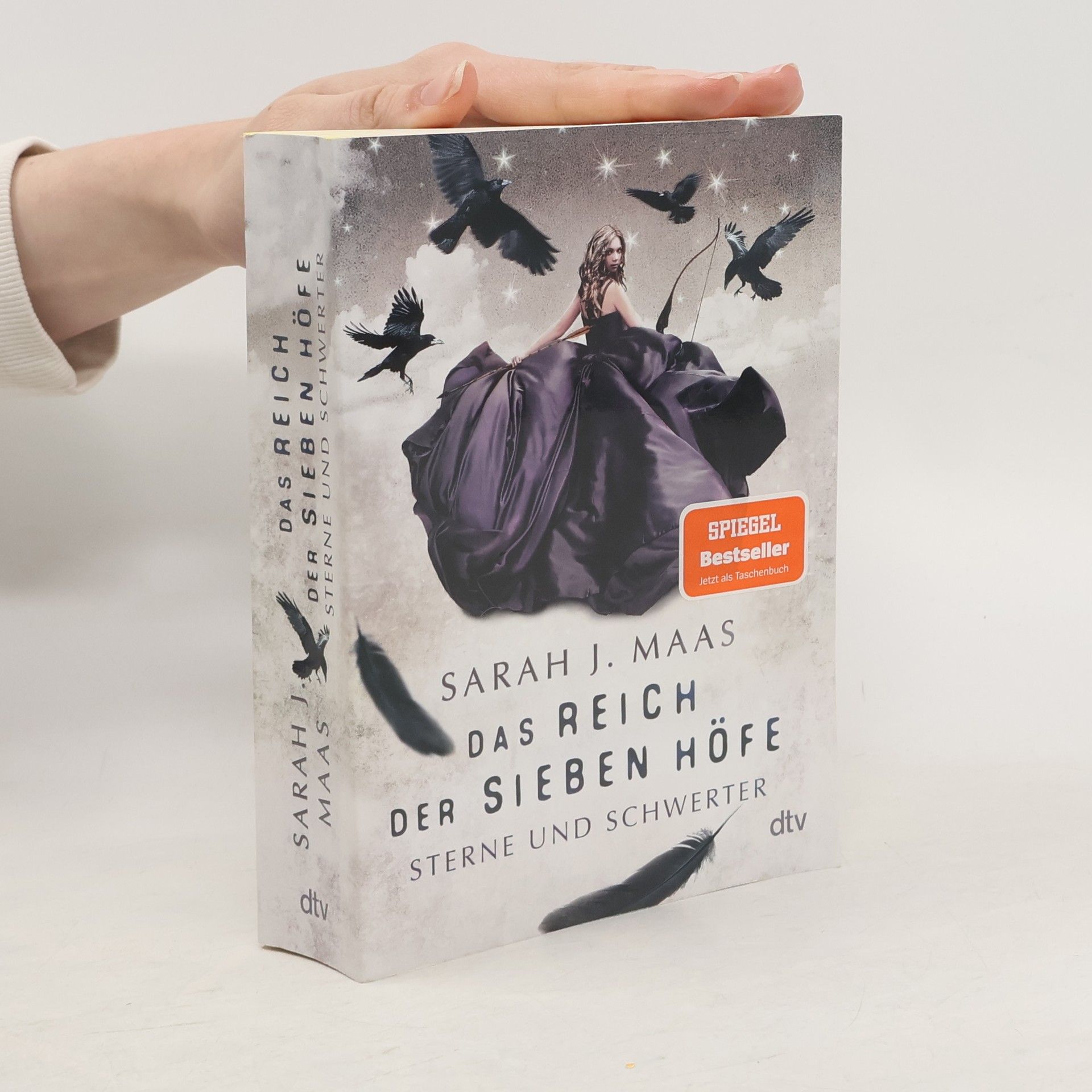 Sarah J. Maas Das Reich der sieben Höfe. Sterne und Schwerter
